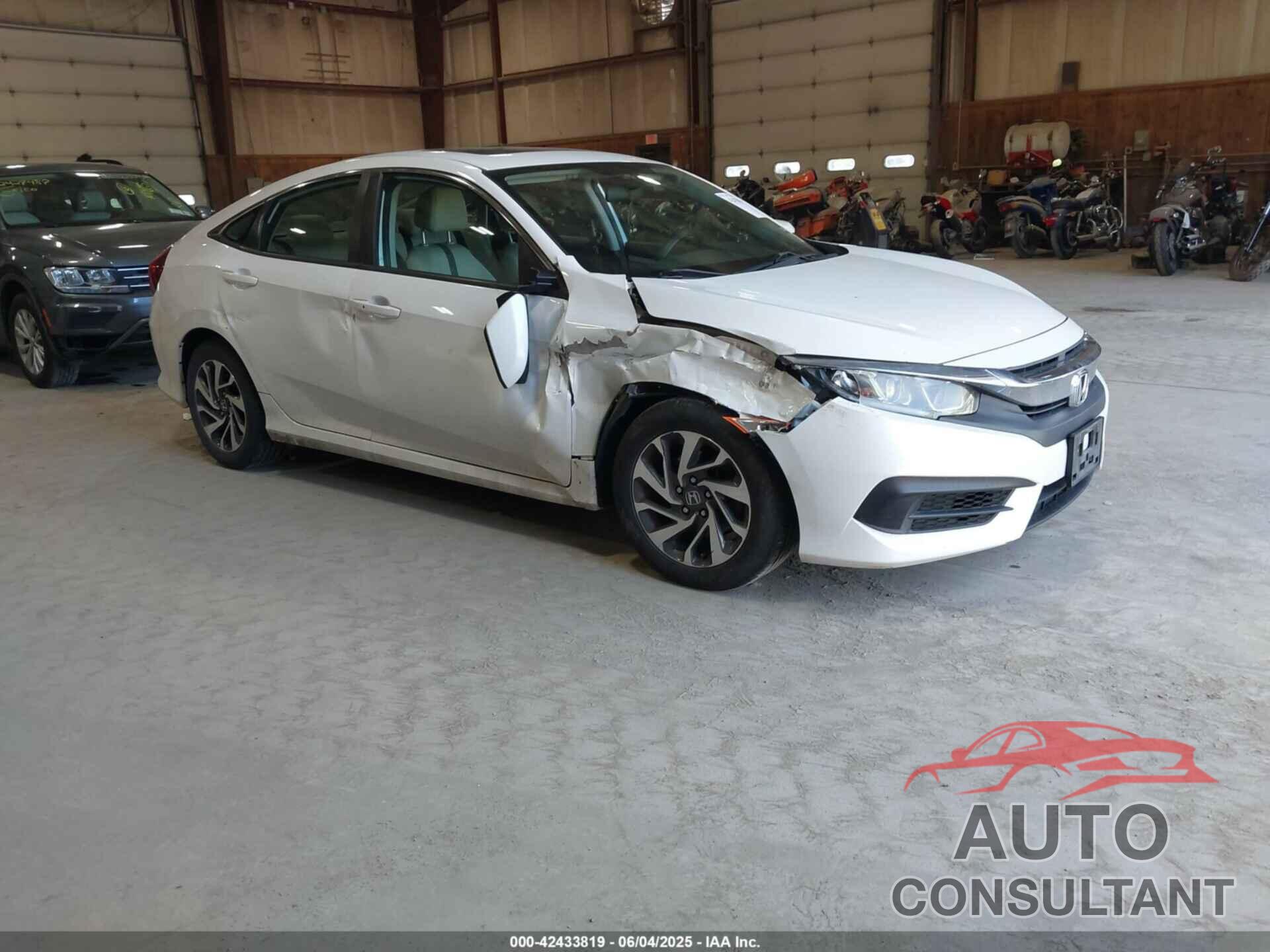 HONDA CIVIC 2016 - 19XFC2F74GE208501