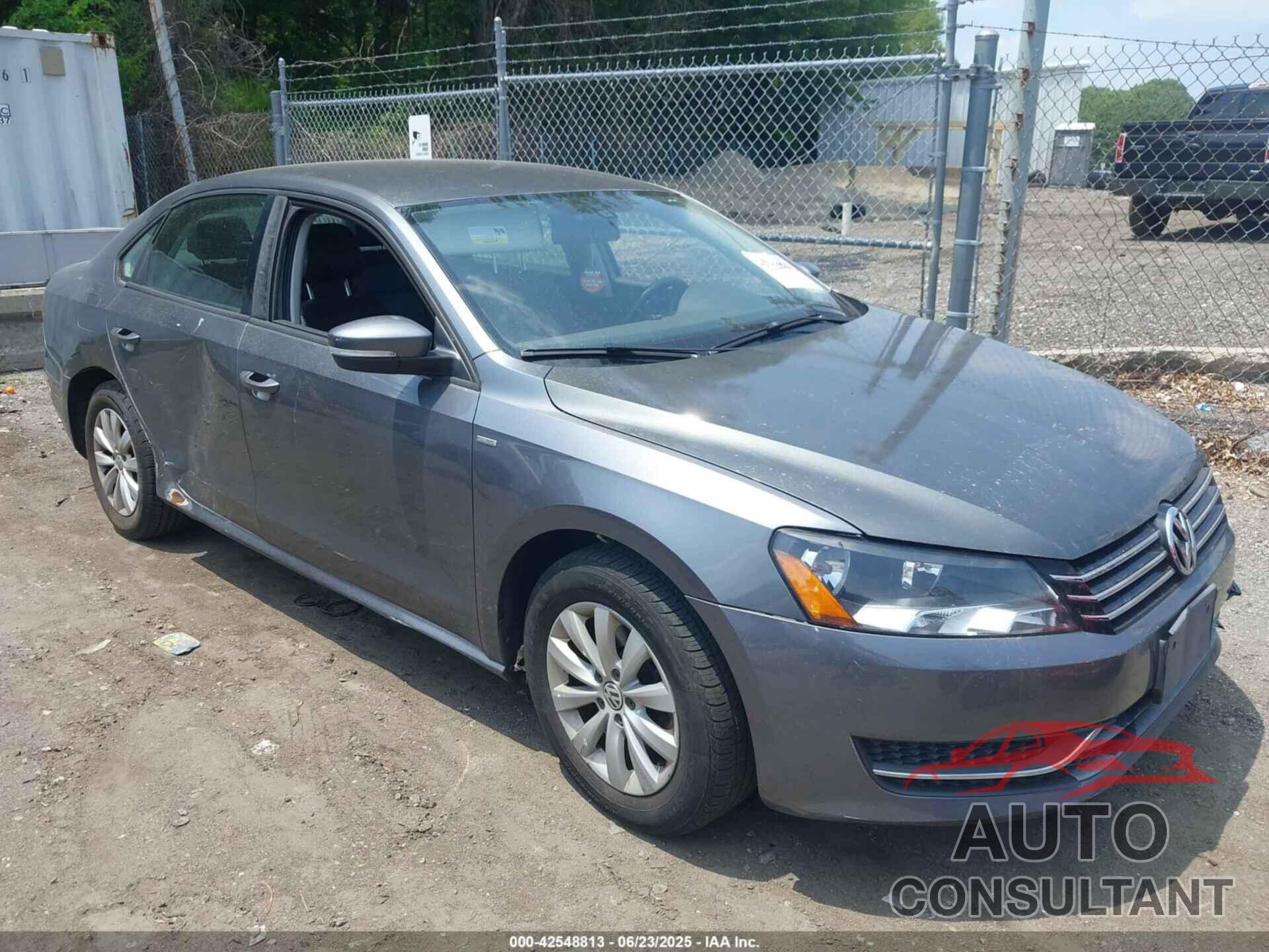 VOLKSWAGEN PASSAT 2015 - 1VWAT7A39FC091867
