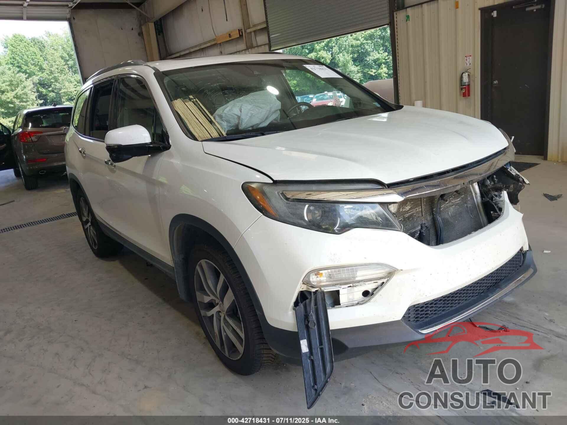 HONDA PILOT 2017 - 5FNYF5H90HB016388