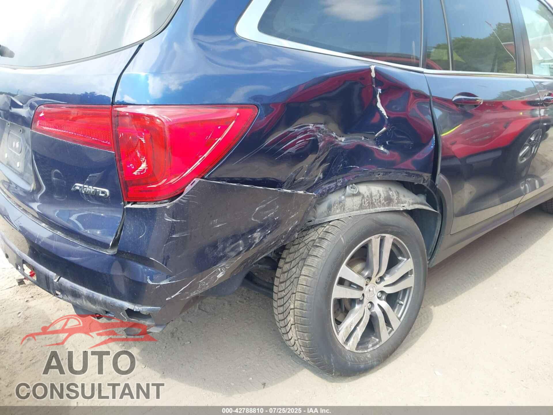 HONDA PILOT 2017 - 5FNYF6H57HB048743