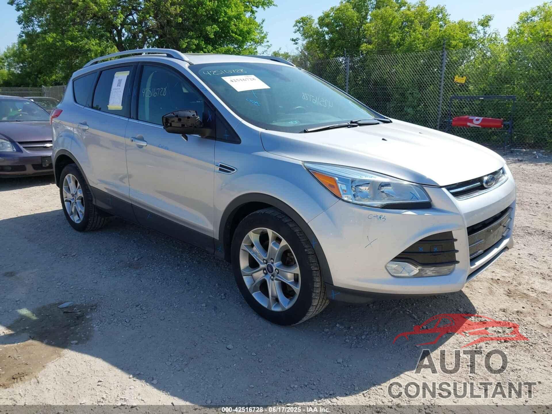FORD ESCAPE 2015 - 1FMCU9J94FUA65188