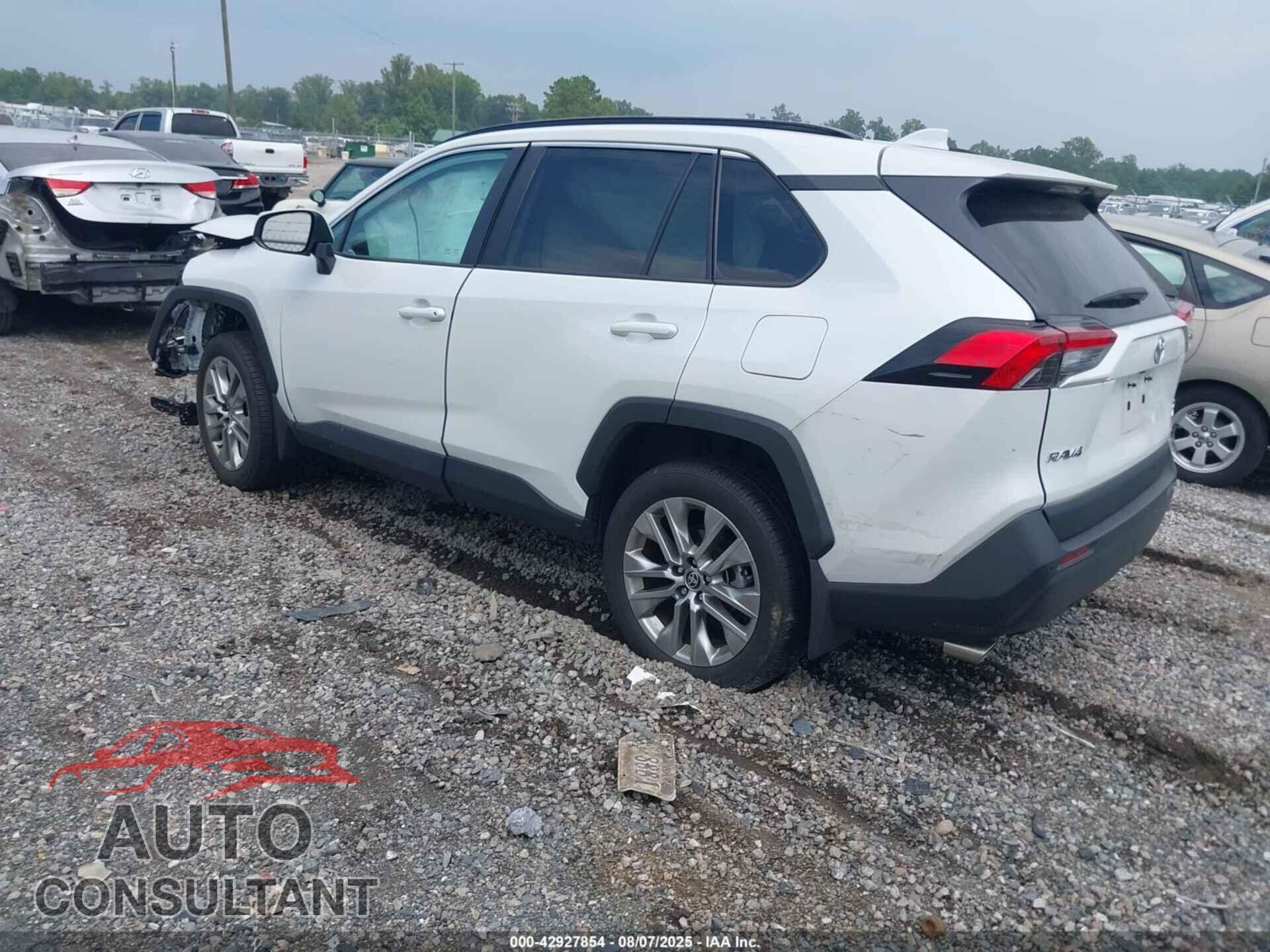 TOYOTA RAV4 2023 - 2T3A1RFV3PW363648