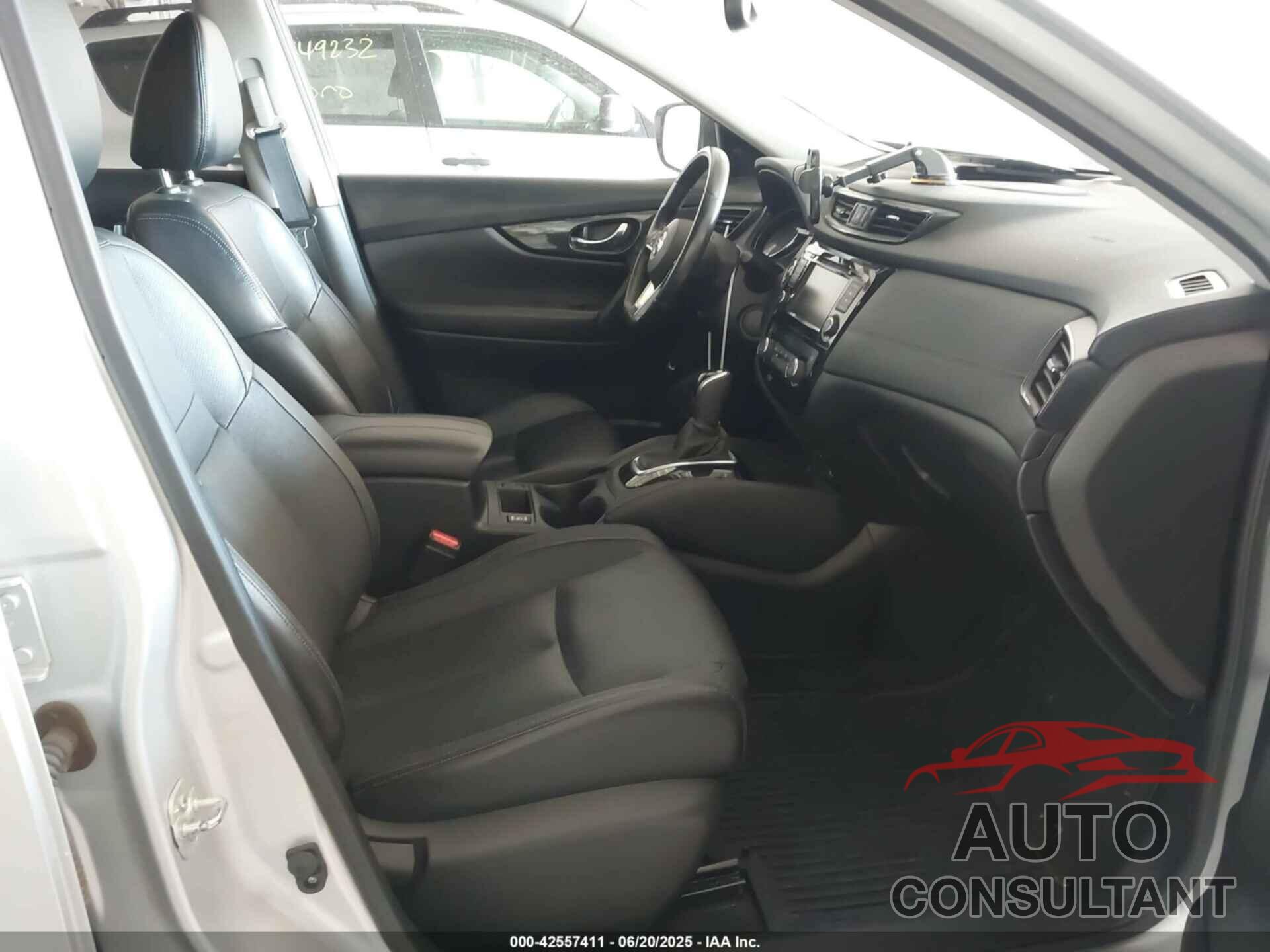 NISSAN ROGUE 2018 - JN8AT2MV6JW322349