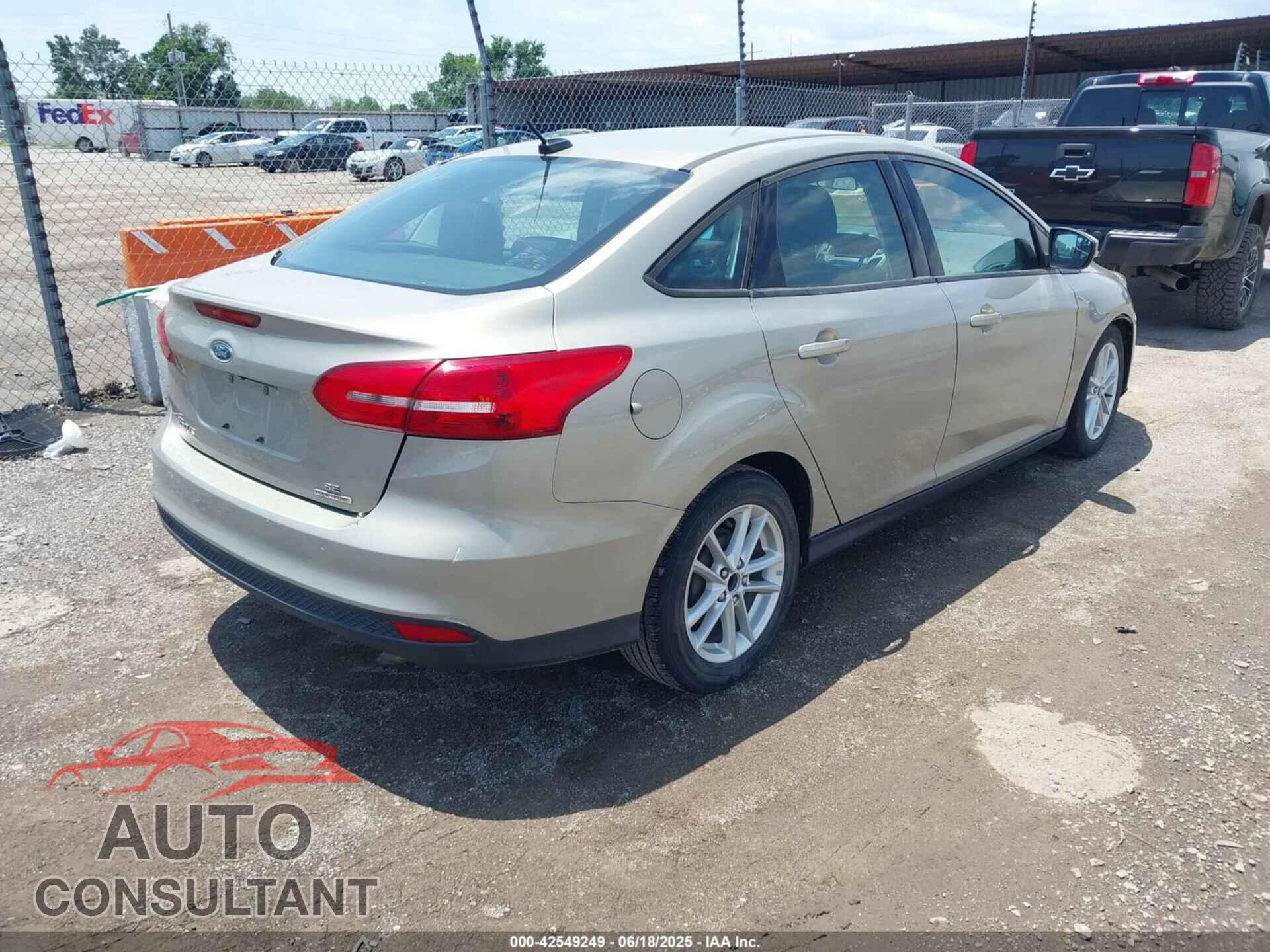 FORD FOCUS 2016 - 1FADP3F24GL365819