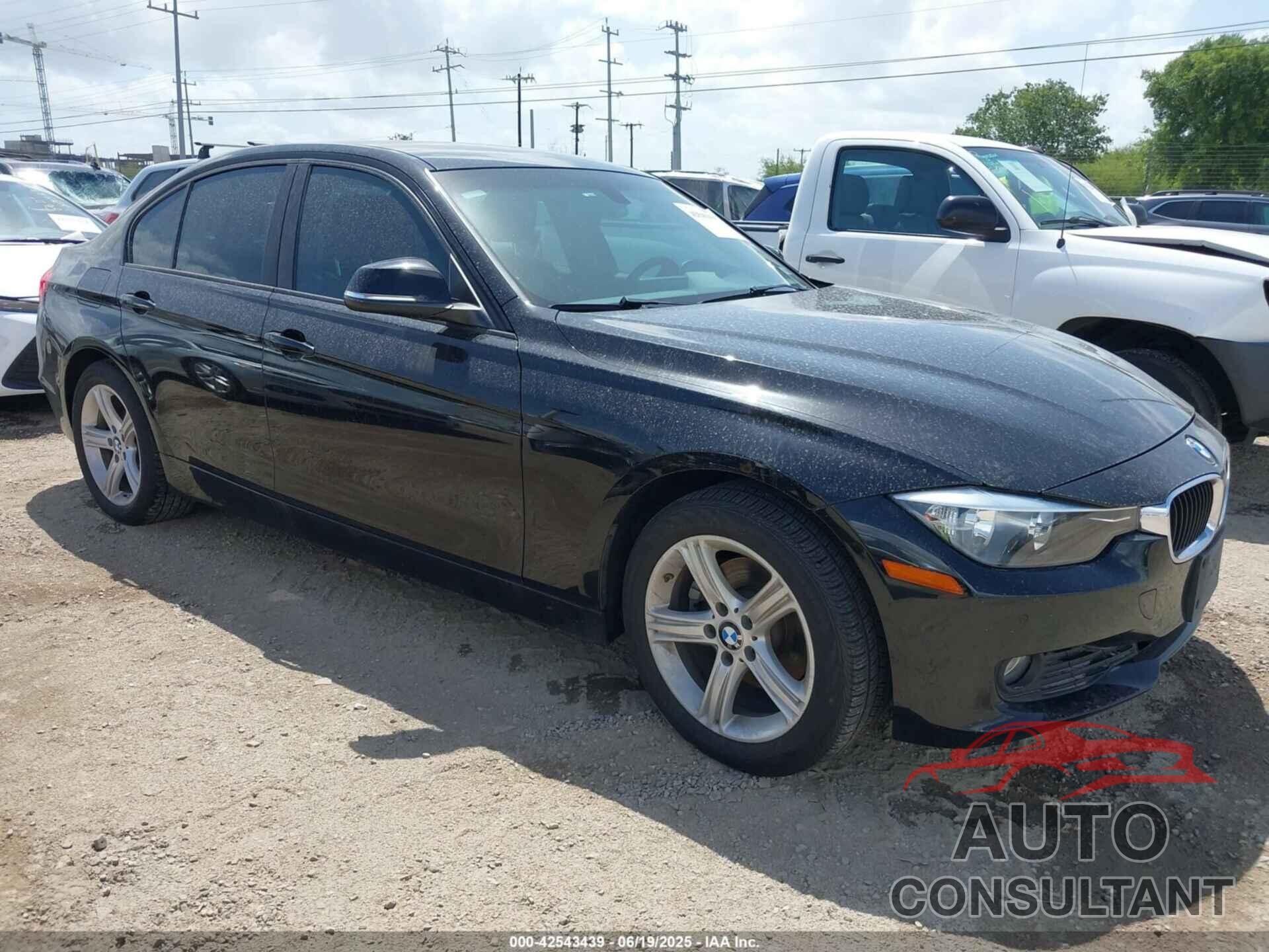 BMW 320I 2015 - WBA3C3G59FNT51358