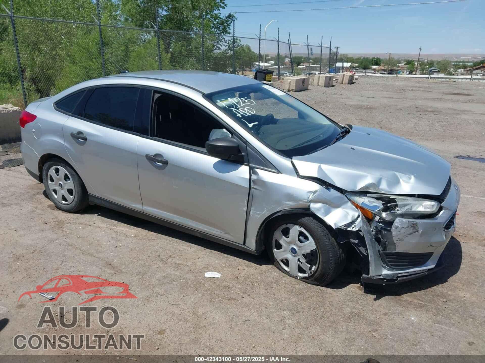 FORD FOCUS 2017 - 1FADP3E26HL235737