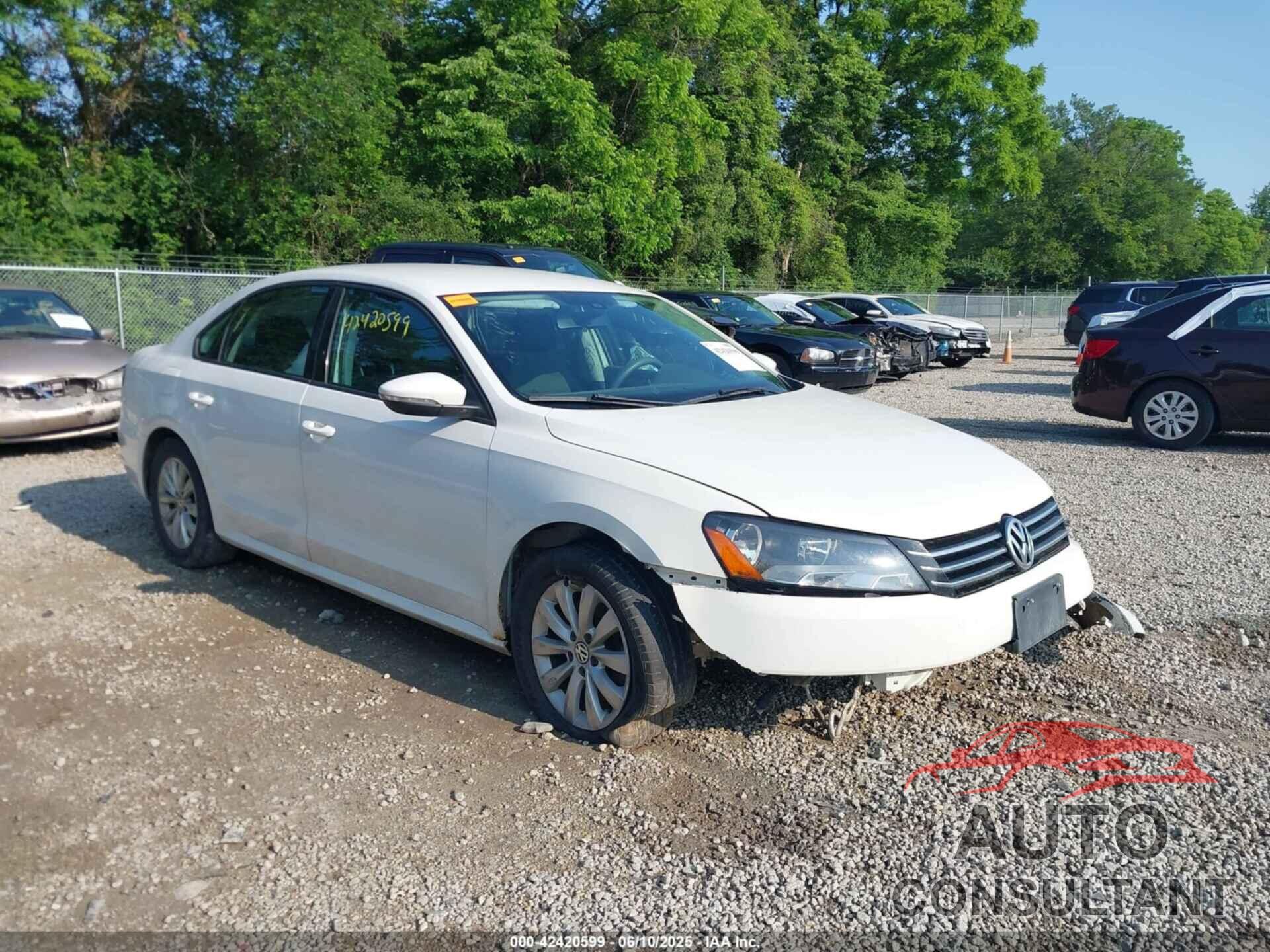 VOLKSWAGEN PASSAT 2012 - 1VWAP7A38CC053708