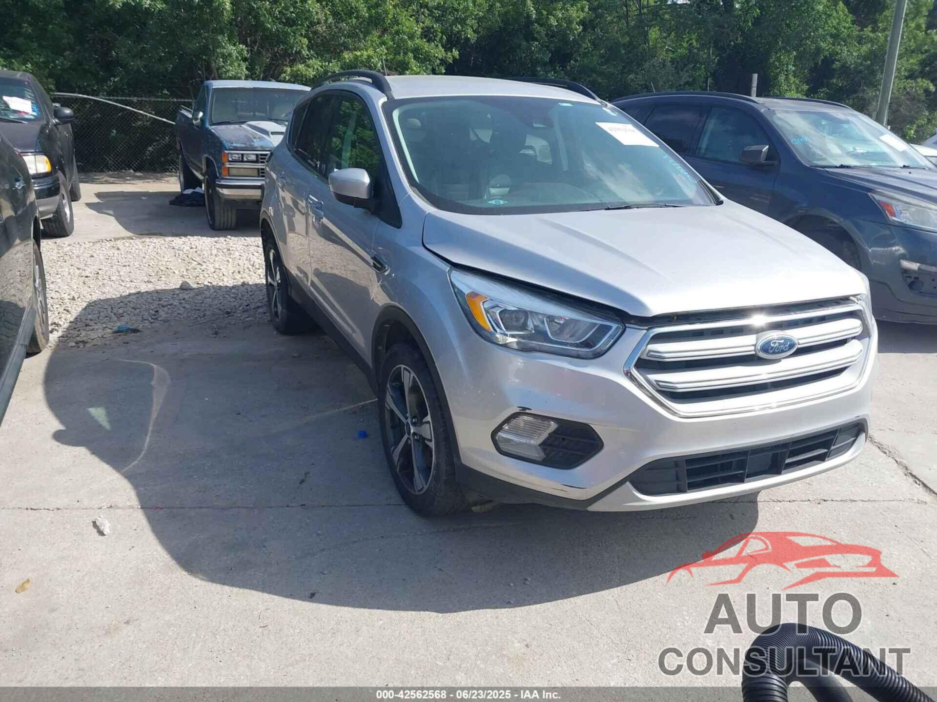 FORD ESCAPE 2018 - 1FMCU9HD6JUA16965