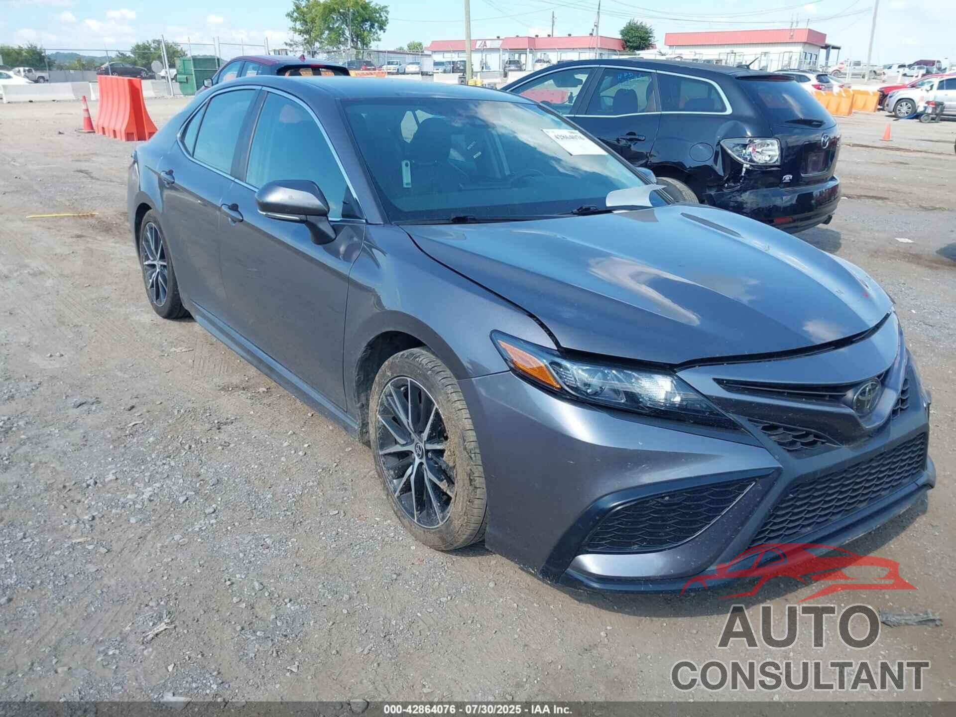 TOYOTA CAMRY 2023 - 4T1G11AK7PU742346