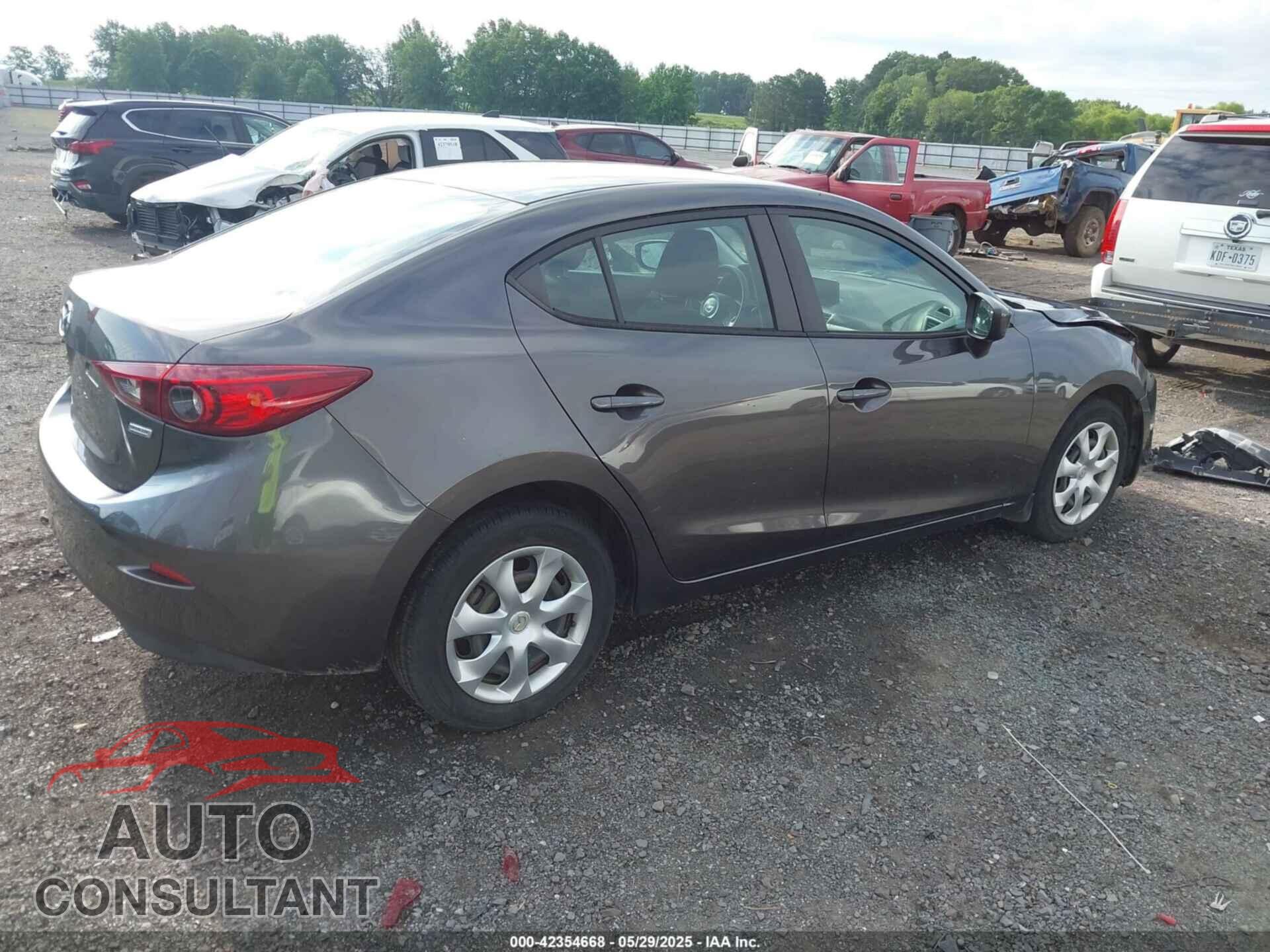 MAZDA MAZDA3 2017 - 3MZBN1U71HM138031