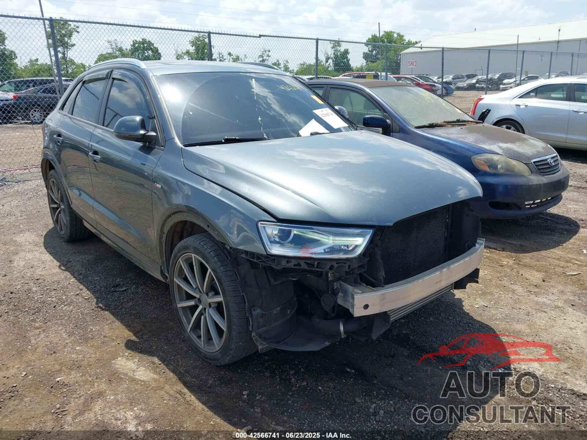 AUDI Q3 2018 - WA1ECCFS1JR028856