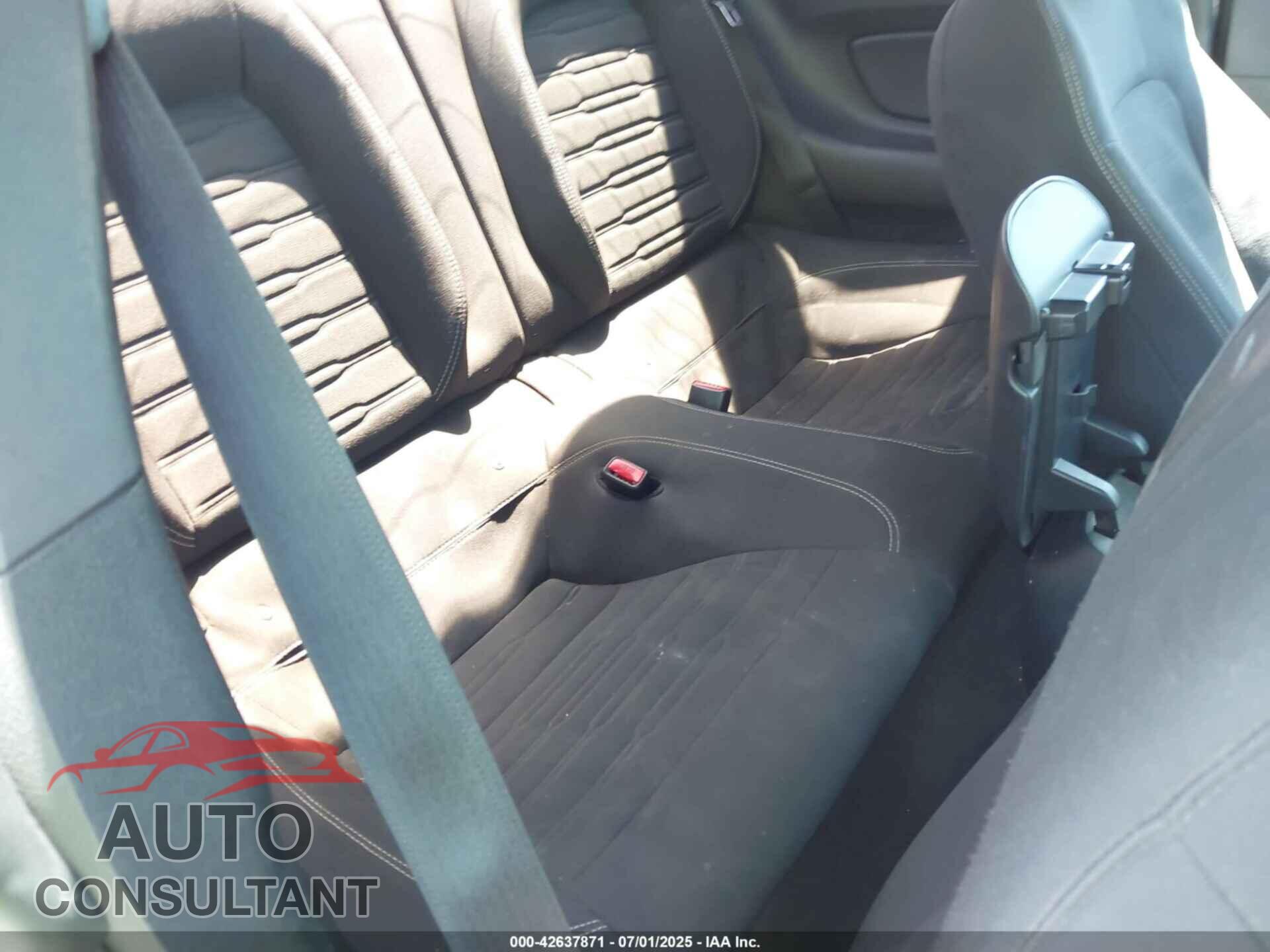 FORD MUSTANG 2015 - 1FA6P8TH4F5400036