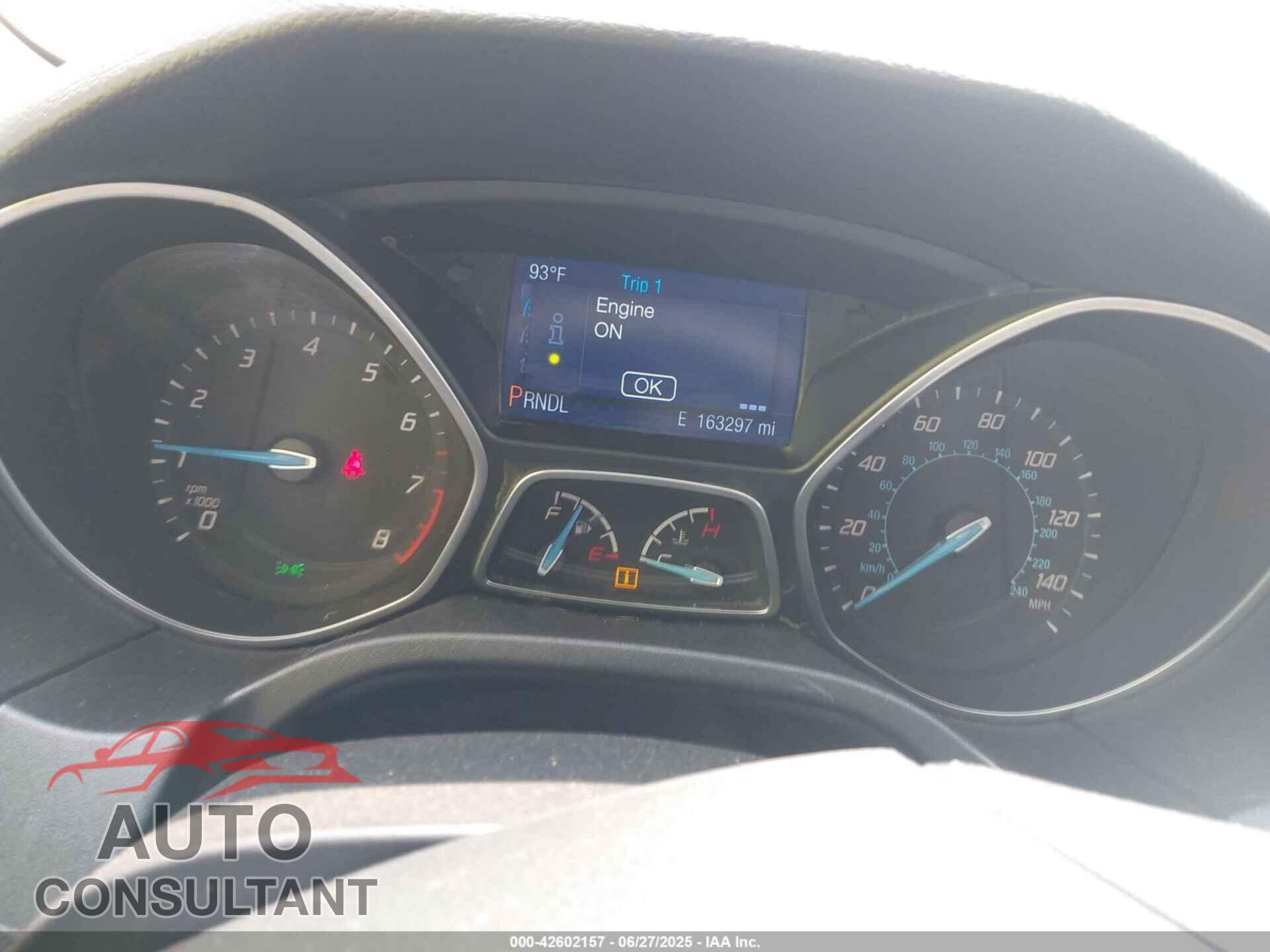 FORD FOCUS 2014 - 1FADP3K25EL258426