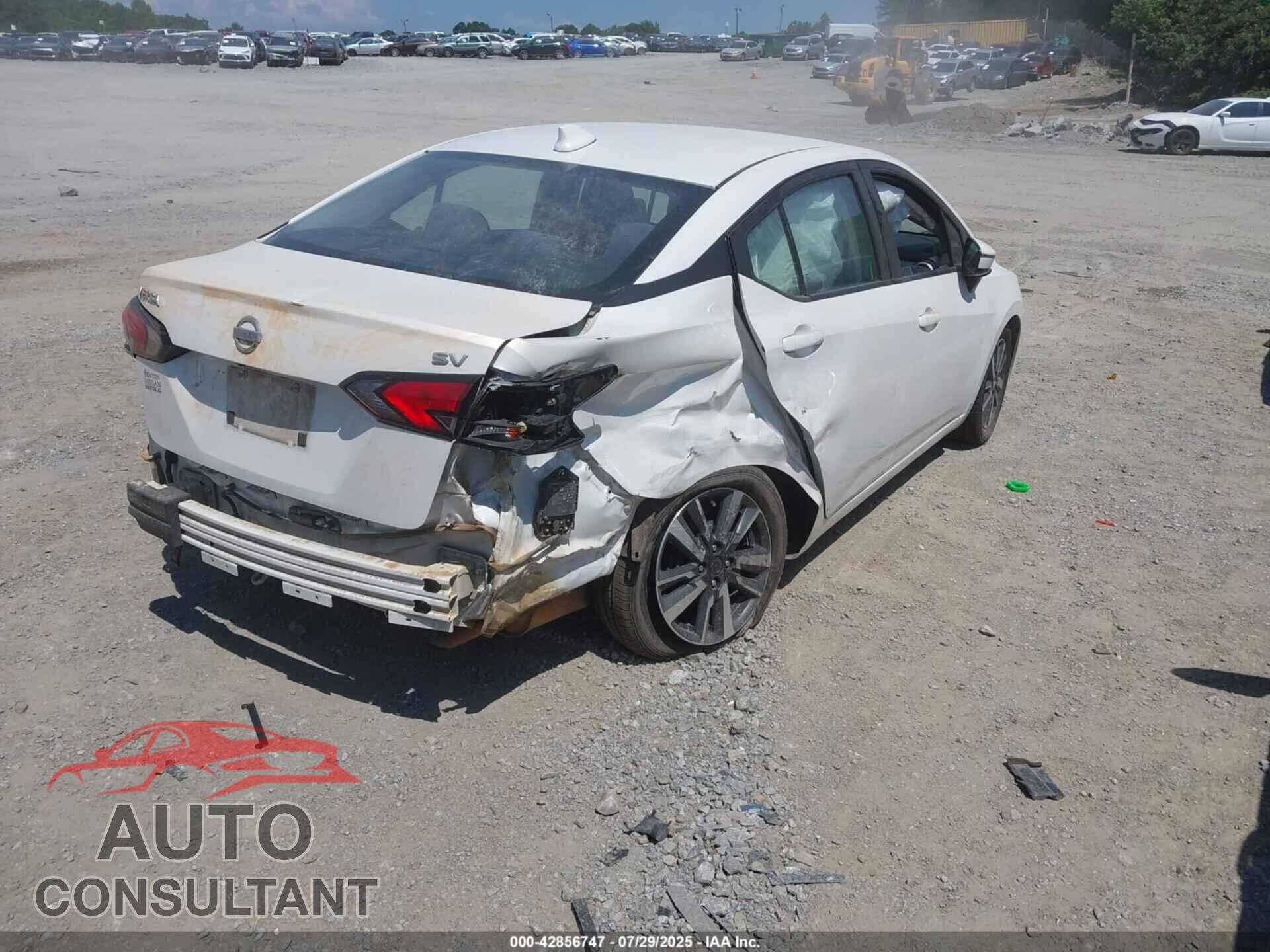 NISSAN VERSA 2020 - 3N1CN8EV4LL898677