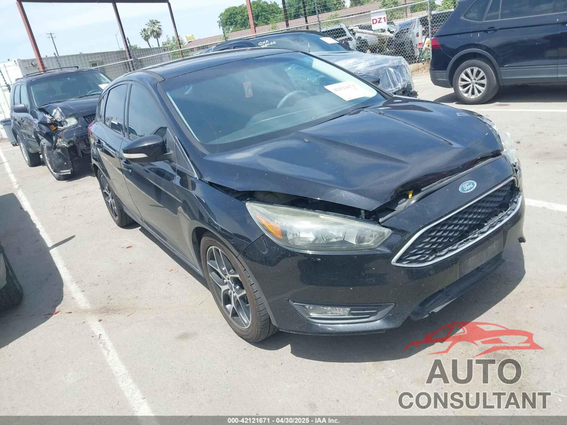 FORD FOCUS 2017 - 1FADP3M28HL285055