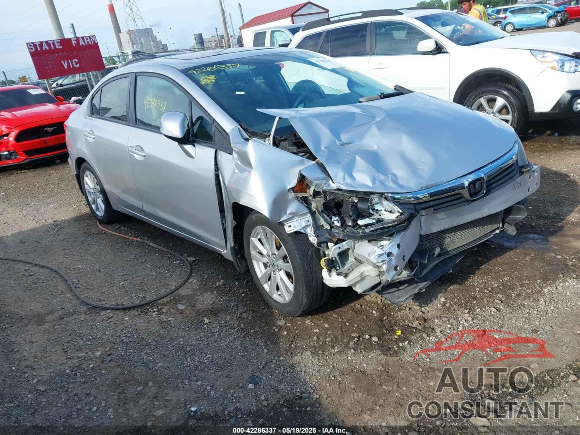 HONDA CIVIC 2012 - 19XFB2F8XCE381381