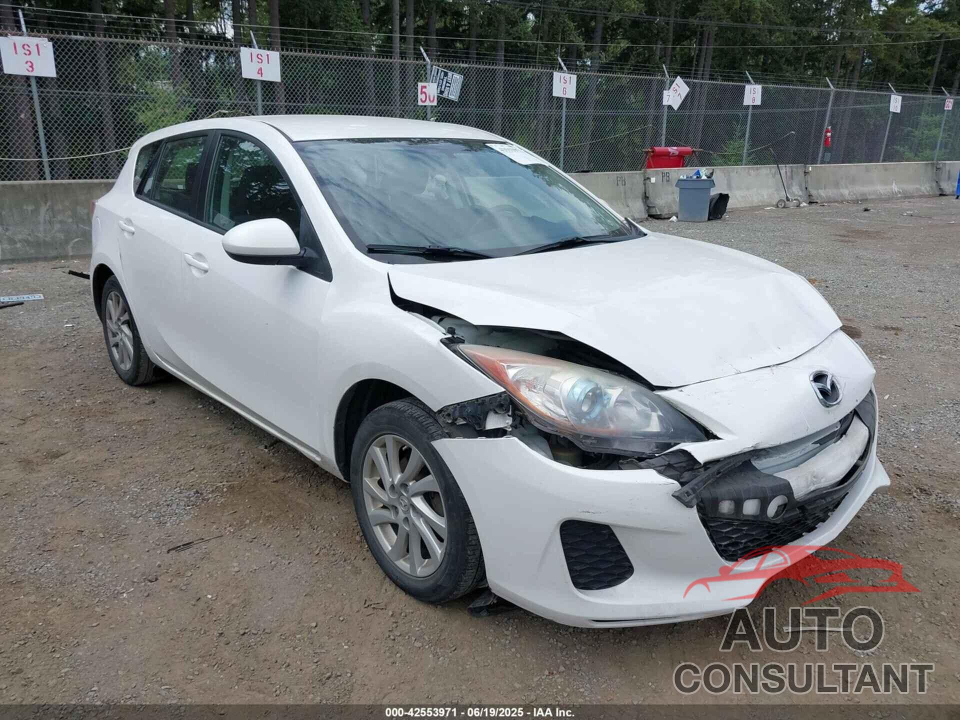 MAZDA MAZDA3 2012 - JM1BL1L77C1604187