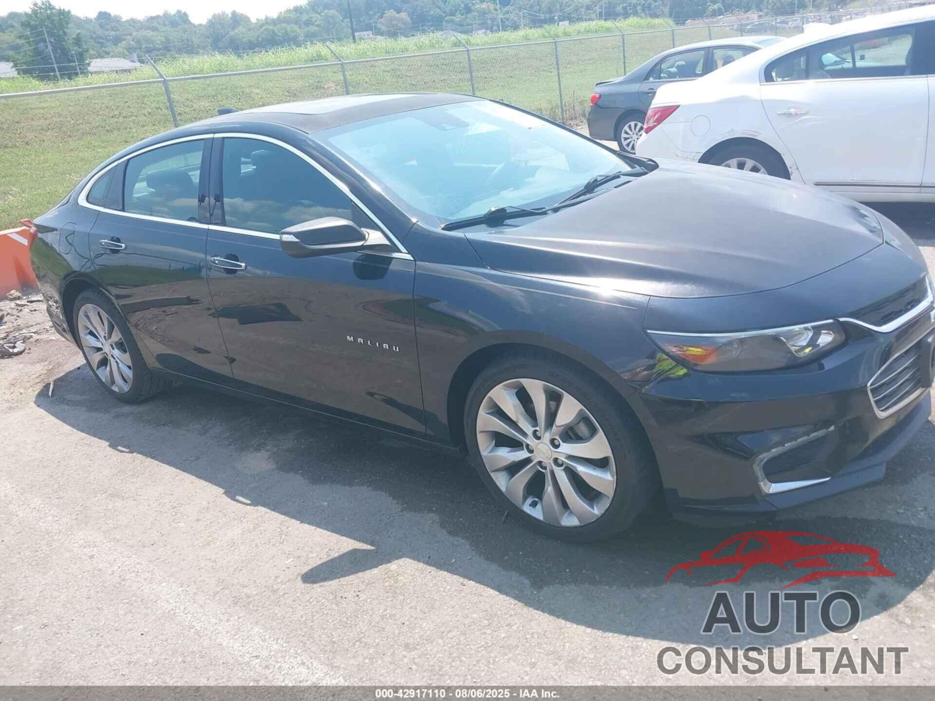 CHEVROLET MALIBU 2017 - 1G1ZH5SX2HF173785