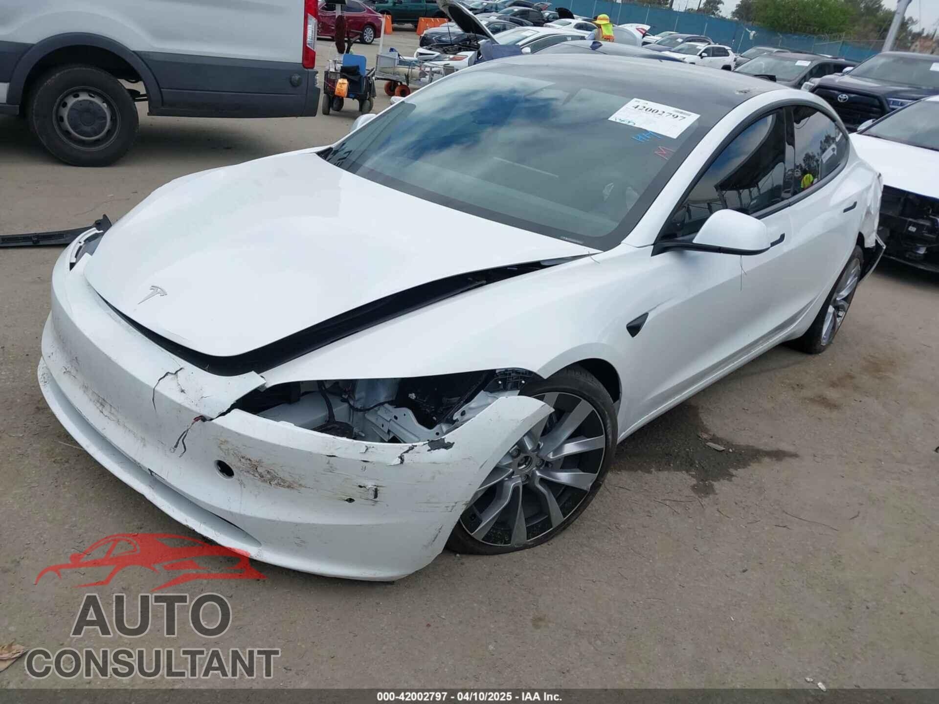 TESLA MODEL 3 2024 - 5YJ3E1EB0RF795452