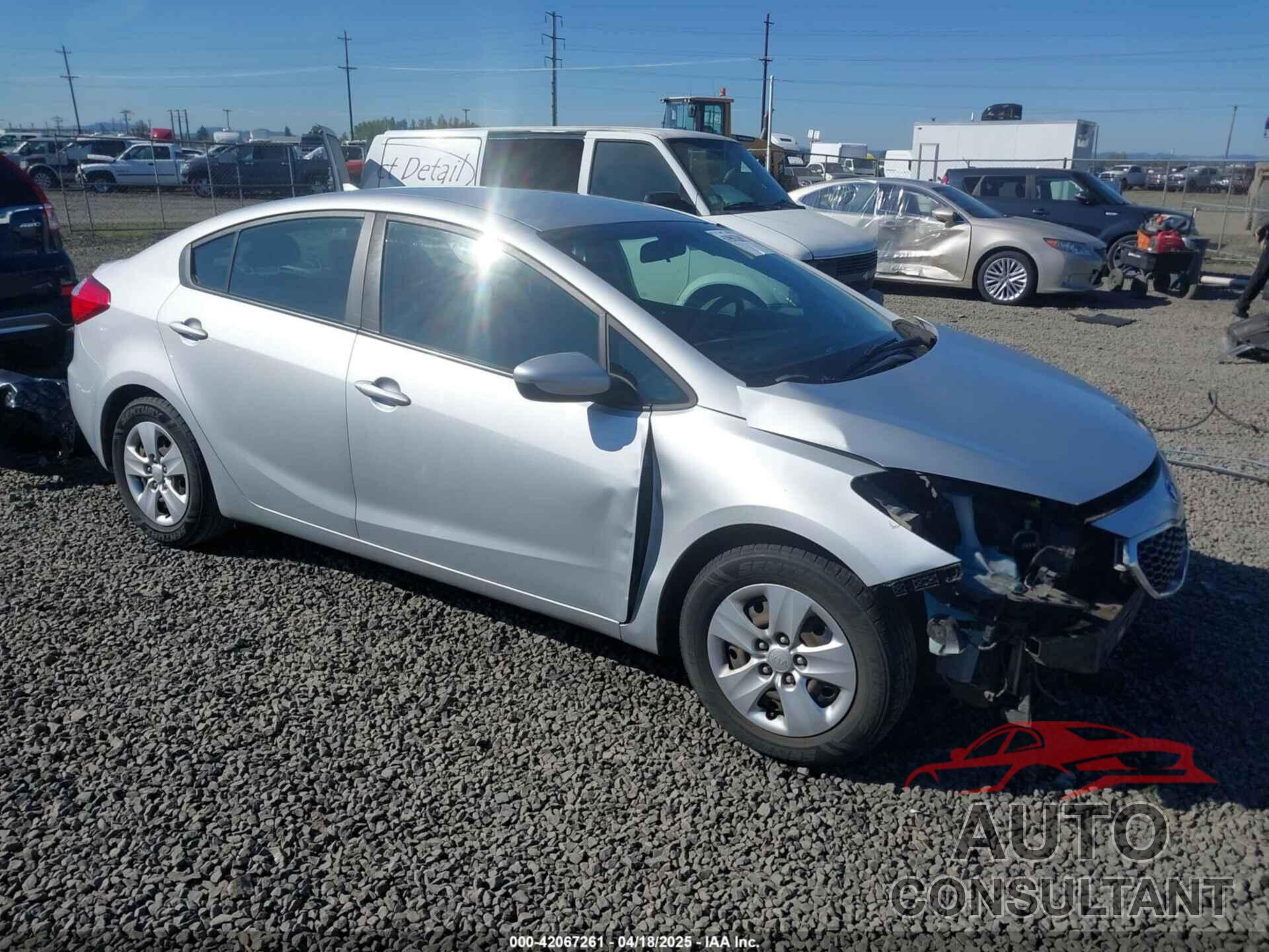 KIA FORTE 2016 - KNAFK4A66G5577026