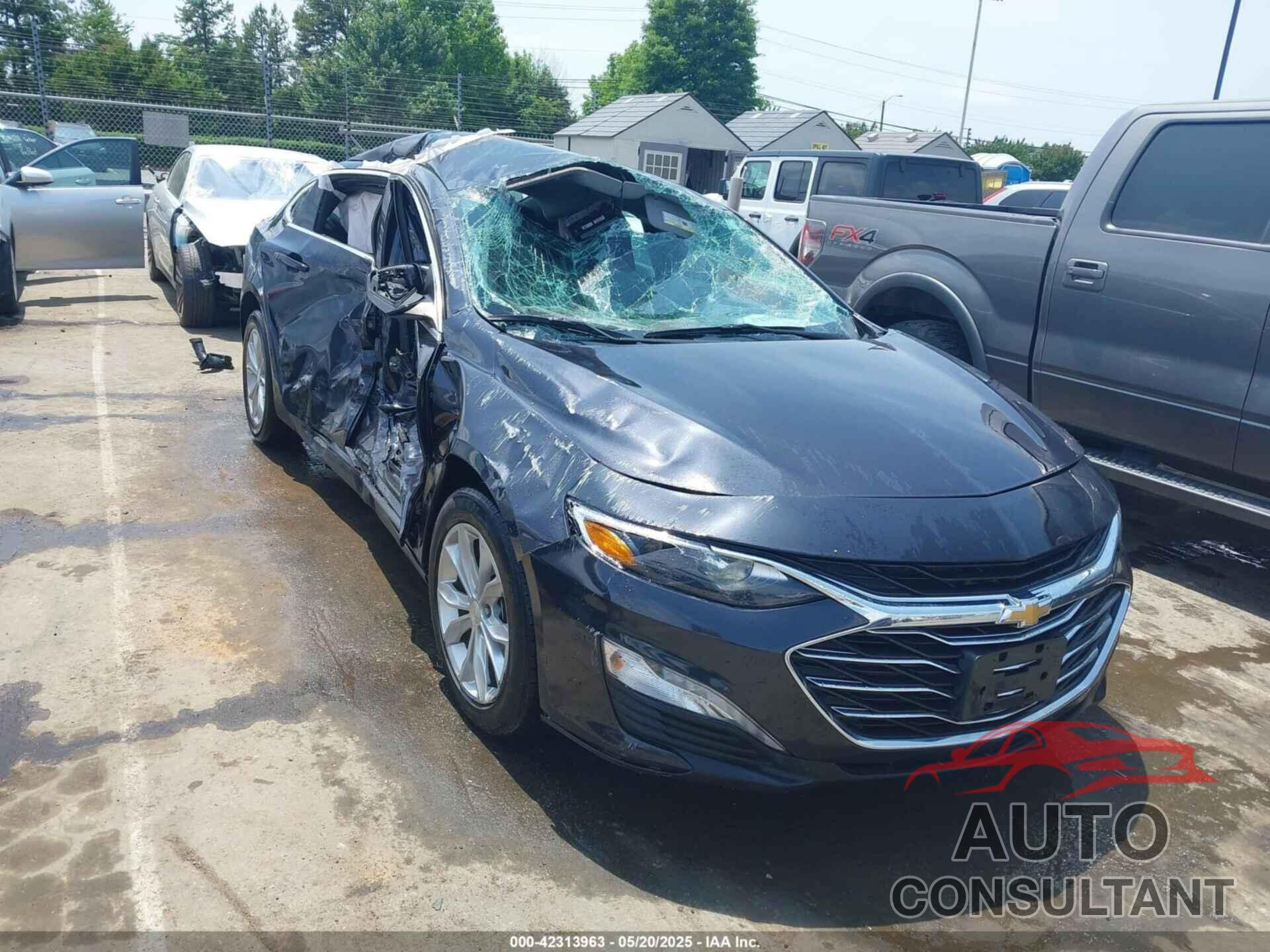 CHEVROLET MALIBU 2022 - 1G1ZD5ST6NF160882