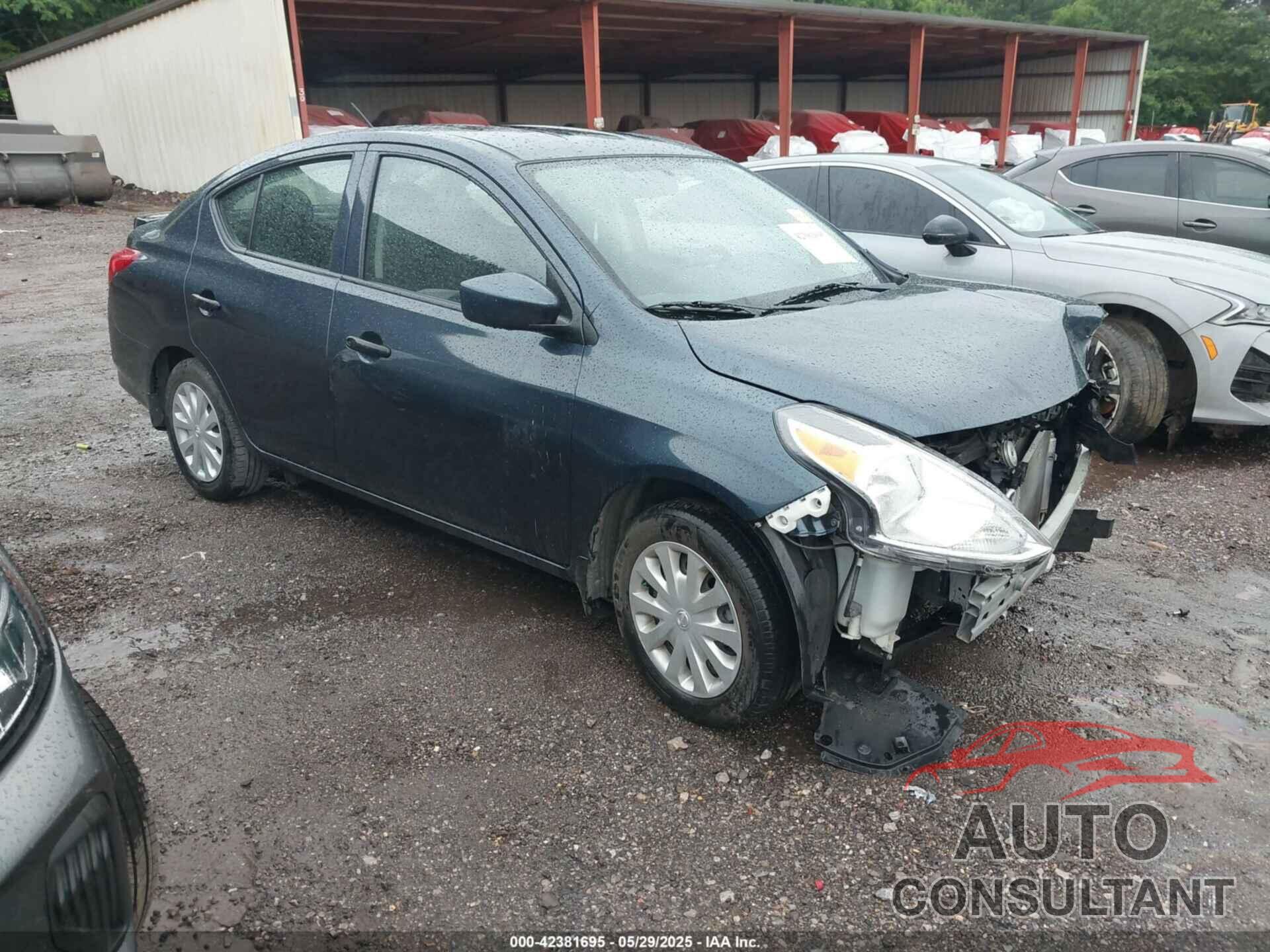 NISSAN VERSA 2017 - 3N1CN7APXHL891595