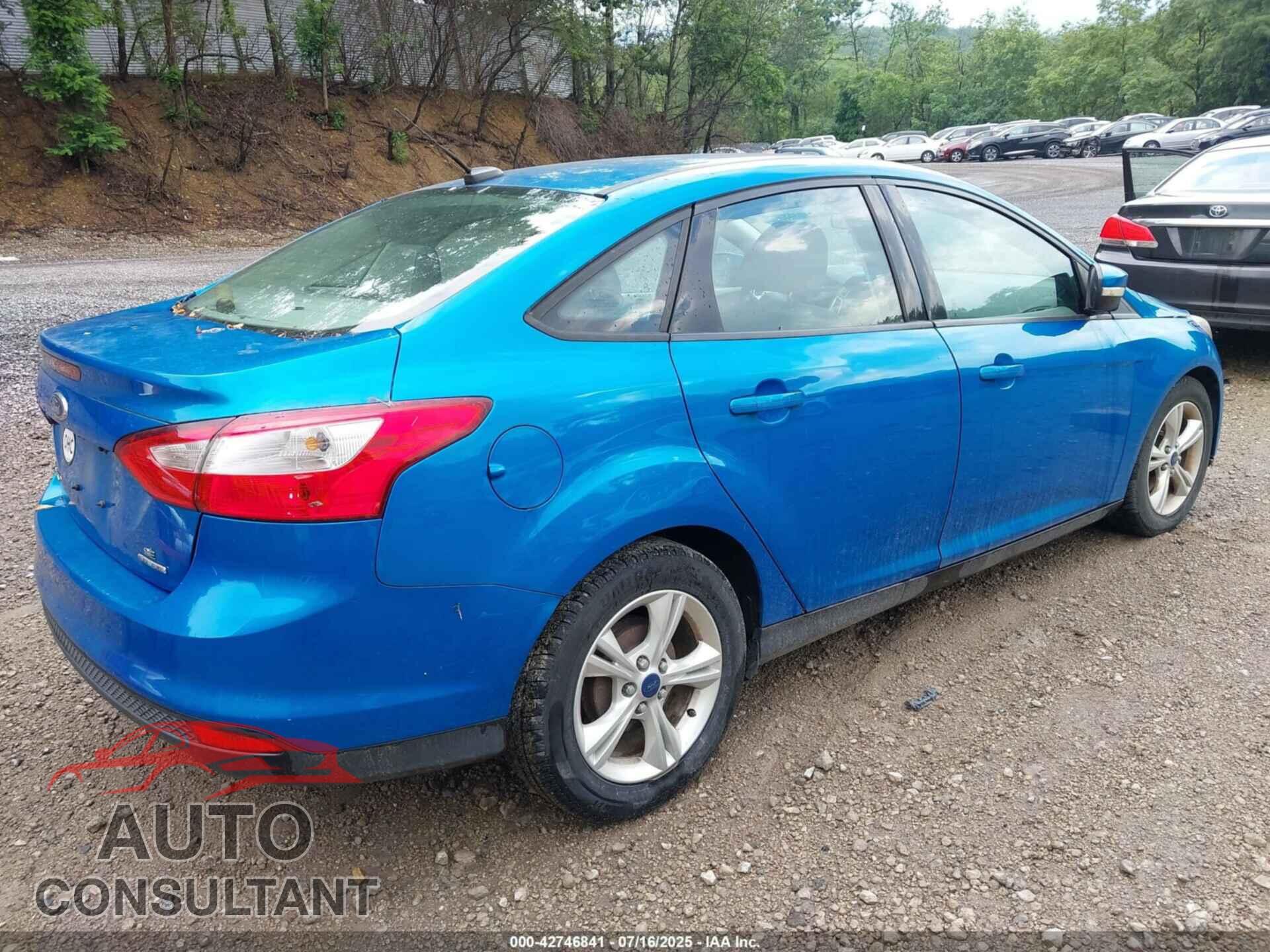FORD FOCUS 2014 - 1FADP3F22EL397620