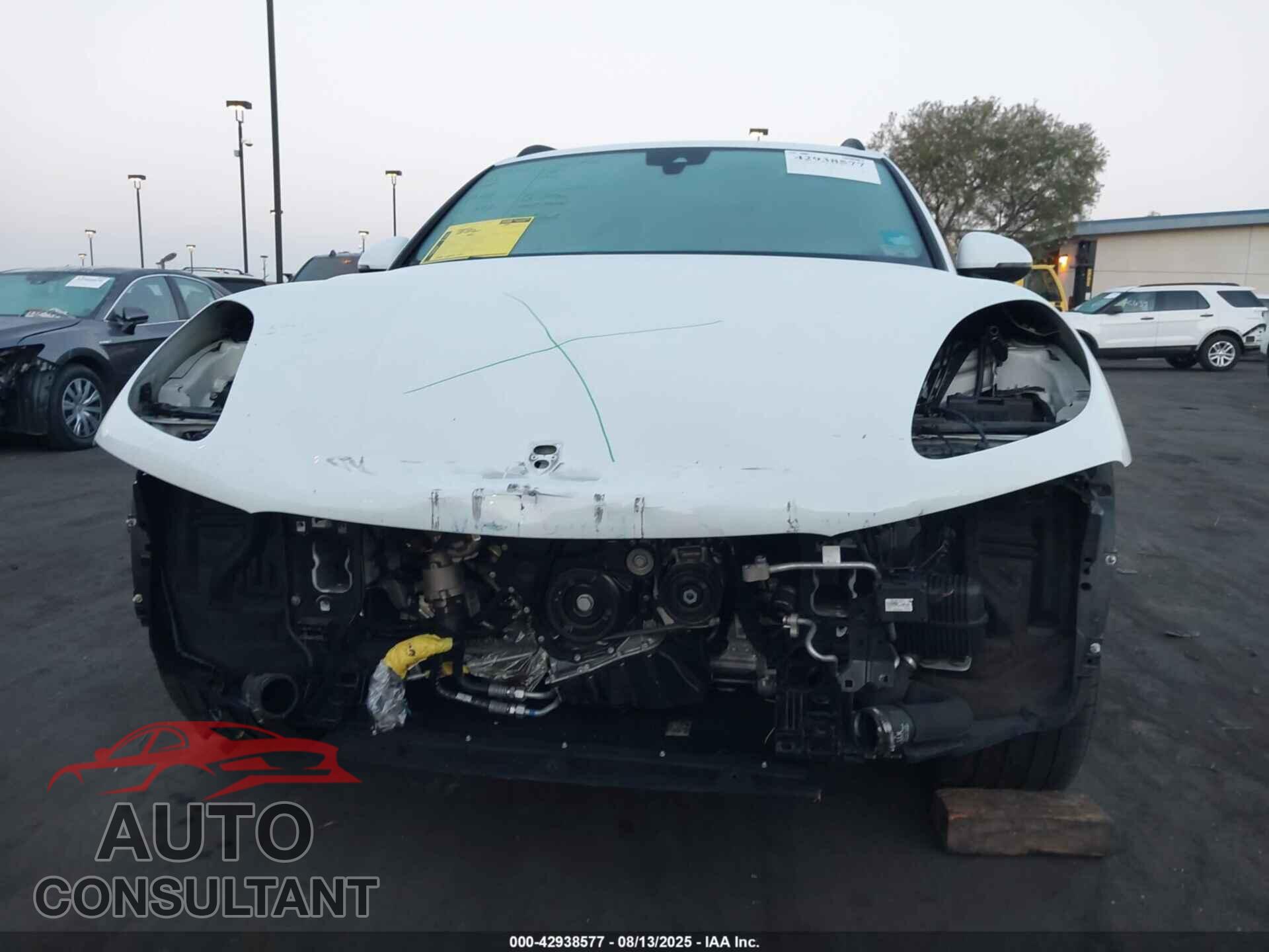 PORSCHE MACAN 2019 - WP1AA2A59KLB00752