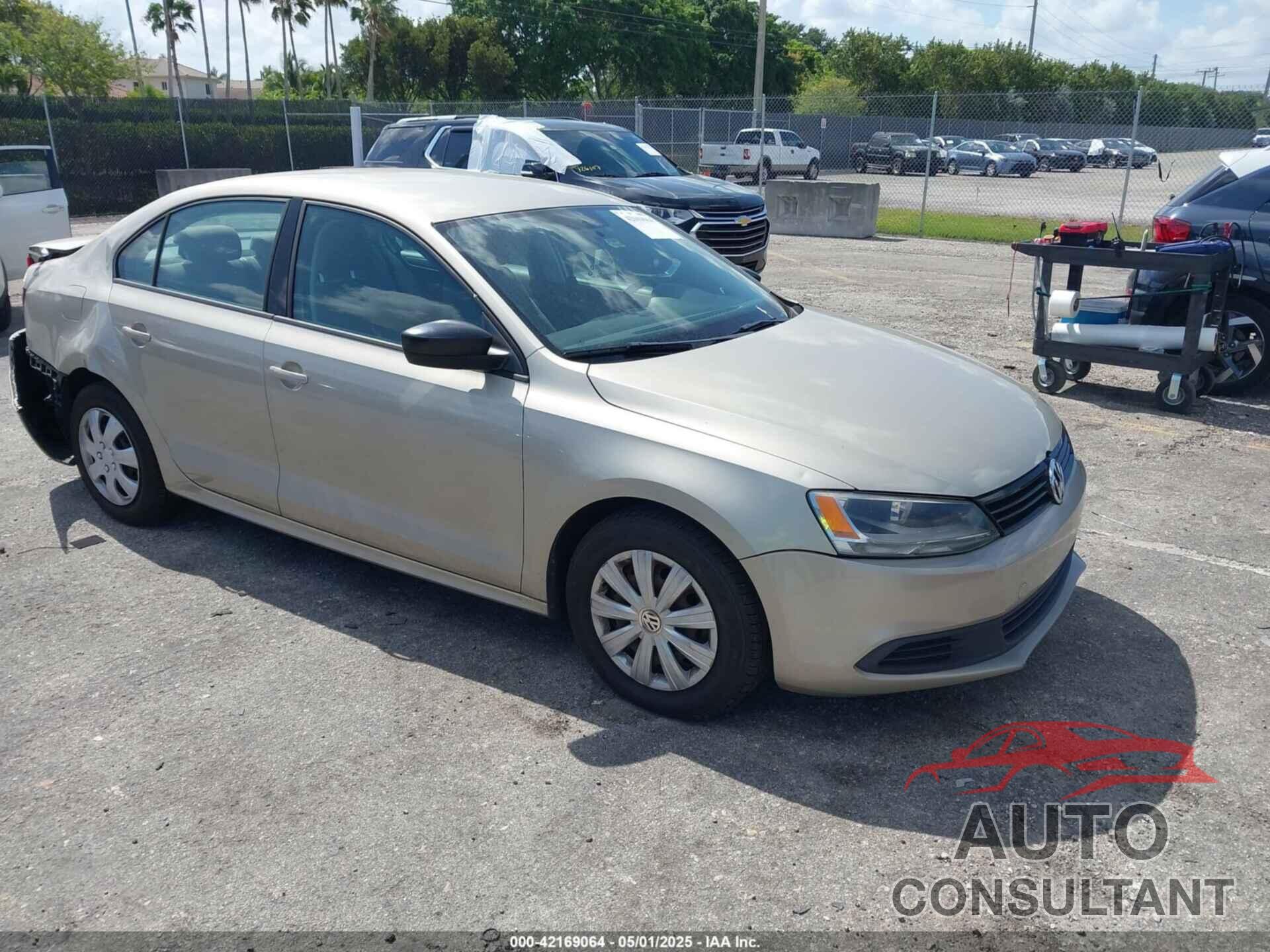 VOLKSWAGEN JETTA 2013 - 3VW2K7AJ2DM293595