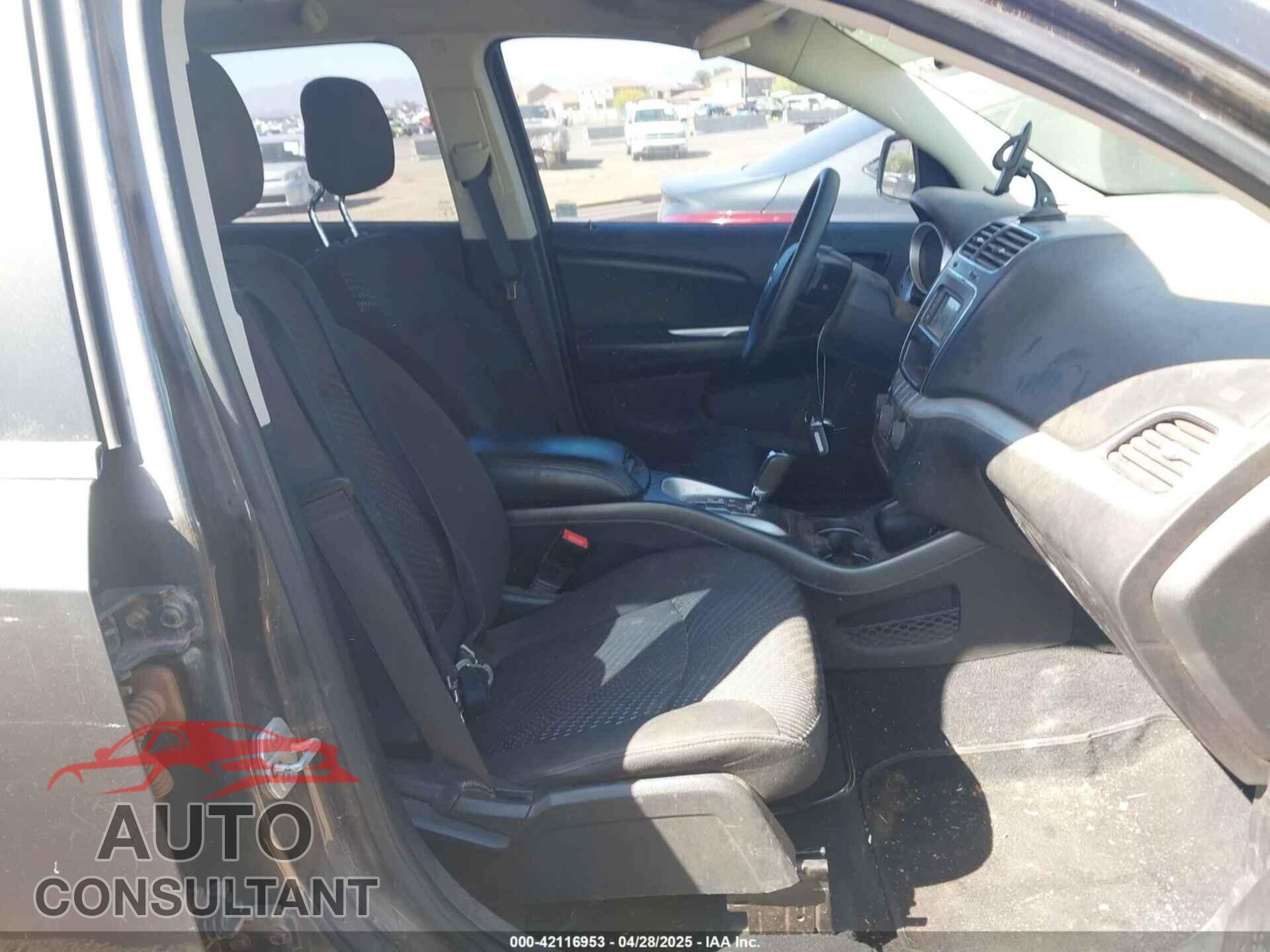 DODGE JOURNEY 2015 - 3C4PDCAB2FT752881
