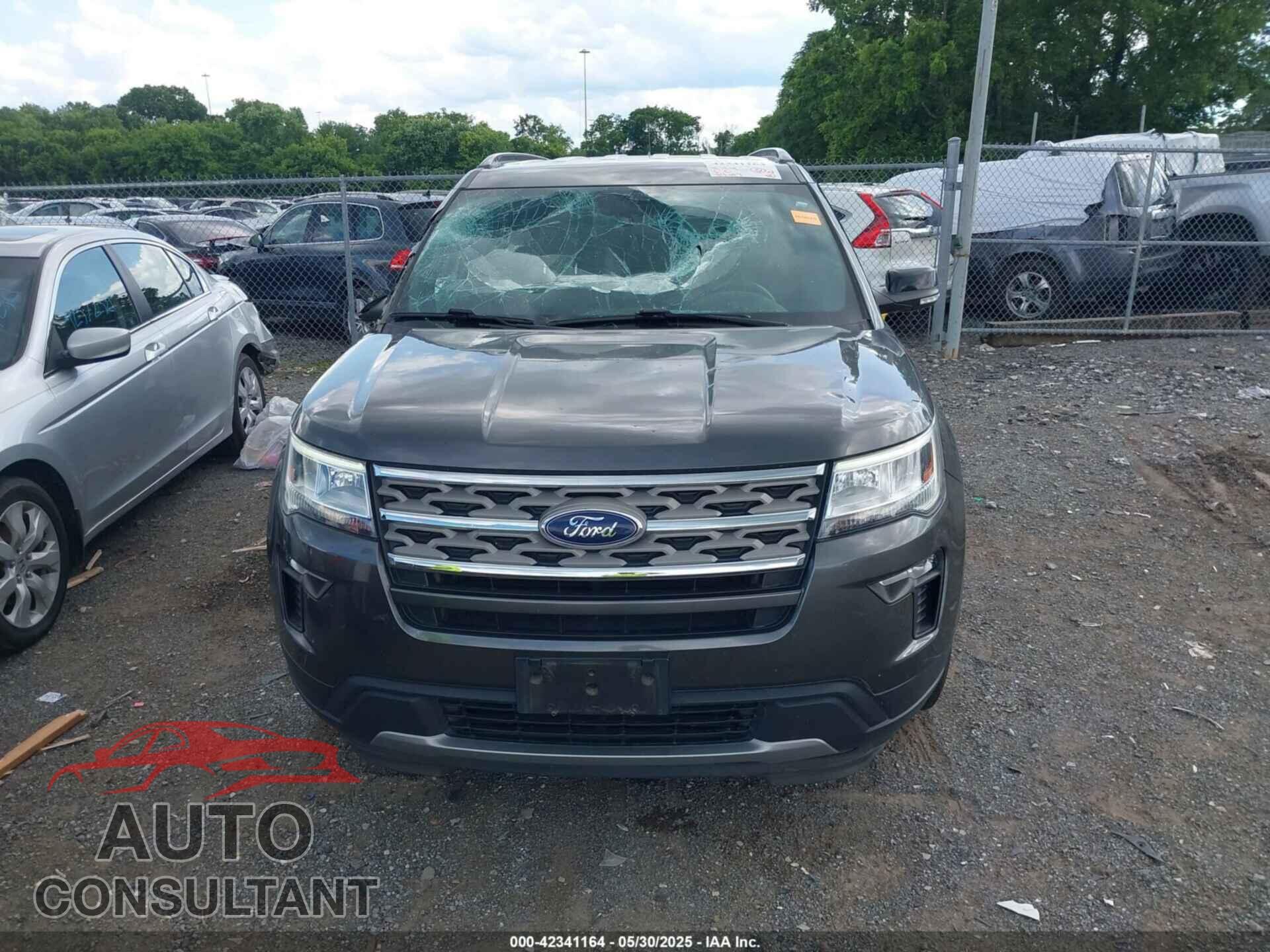 FORD EXPLORER 2018 - 1FM5K7D87JGB44531