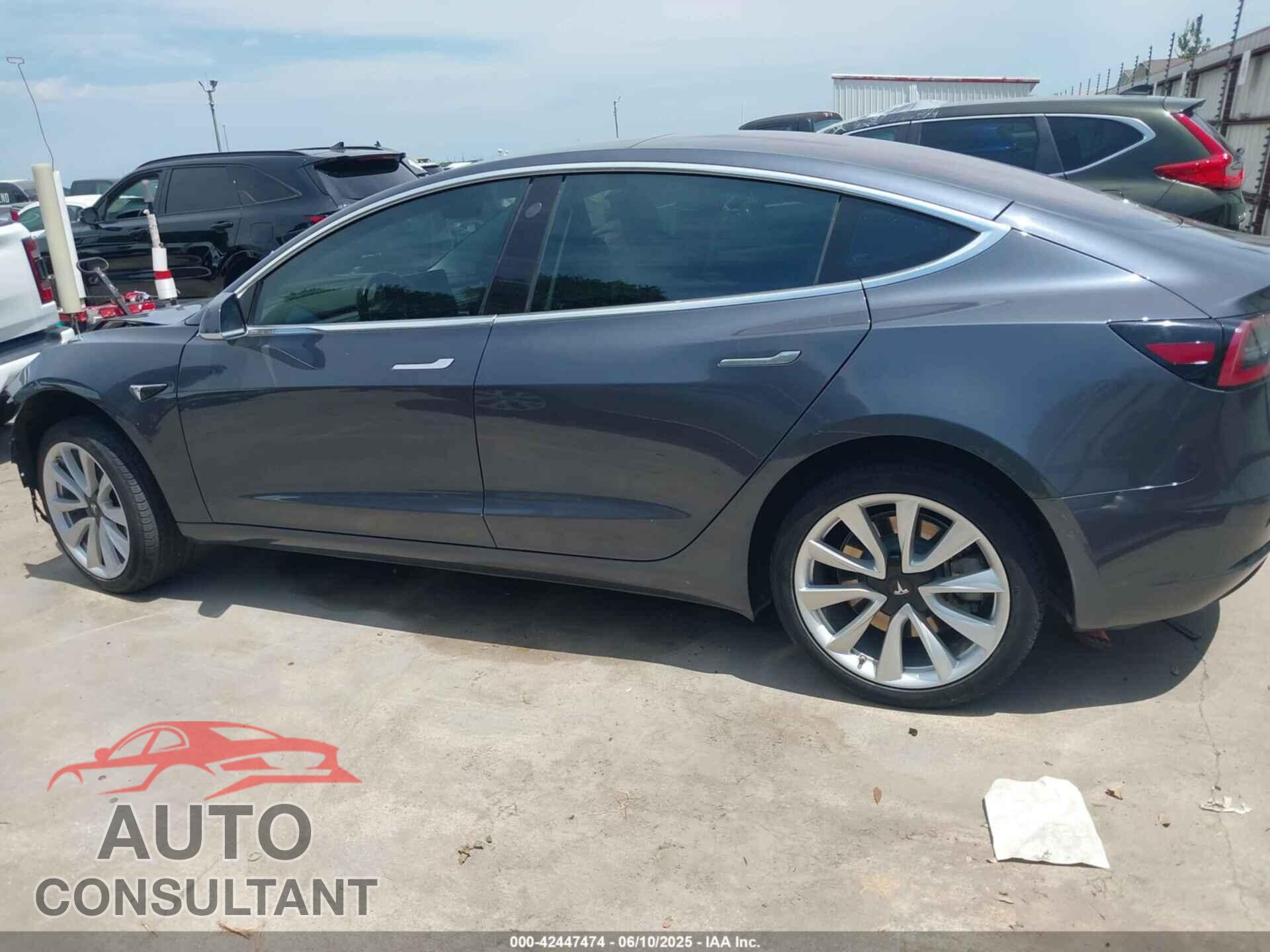 TESLA MODEL 3 2018 - 5YJ3E1EA5JF020138