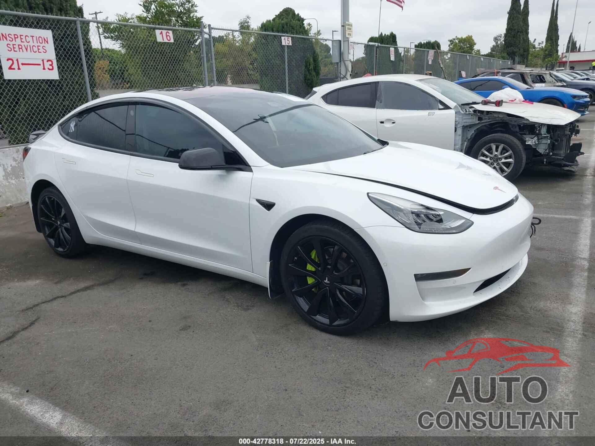 TESLA MODEL 3 2018 - 5YJ3E1EB4JF067735