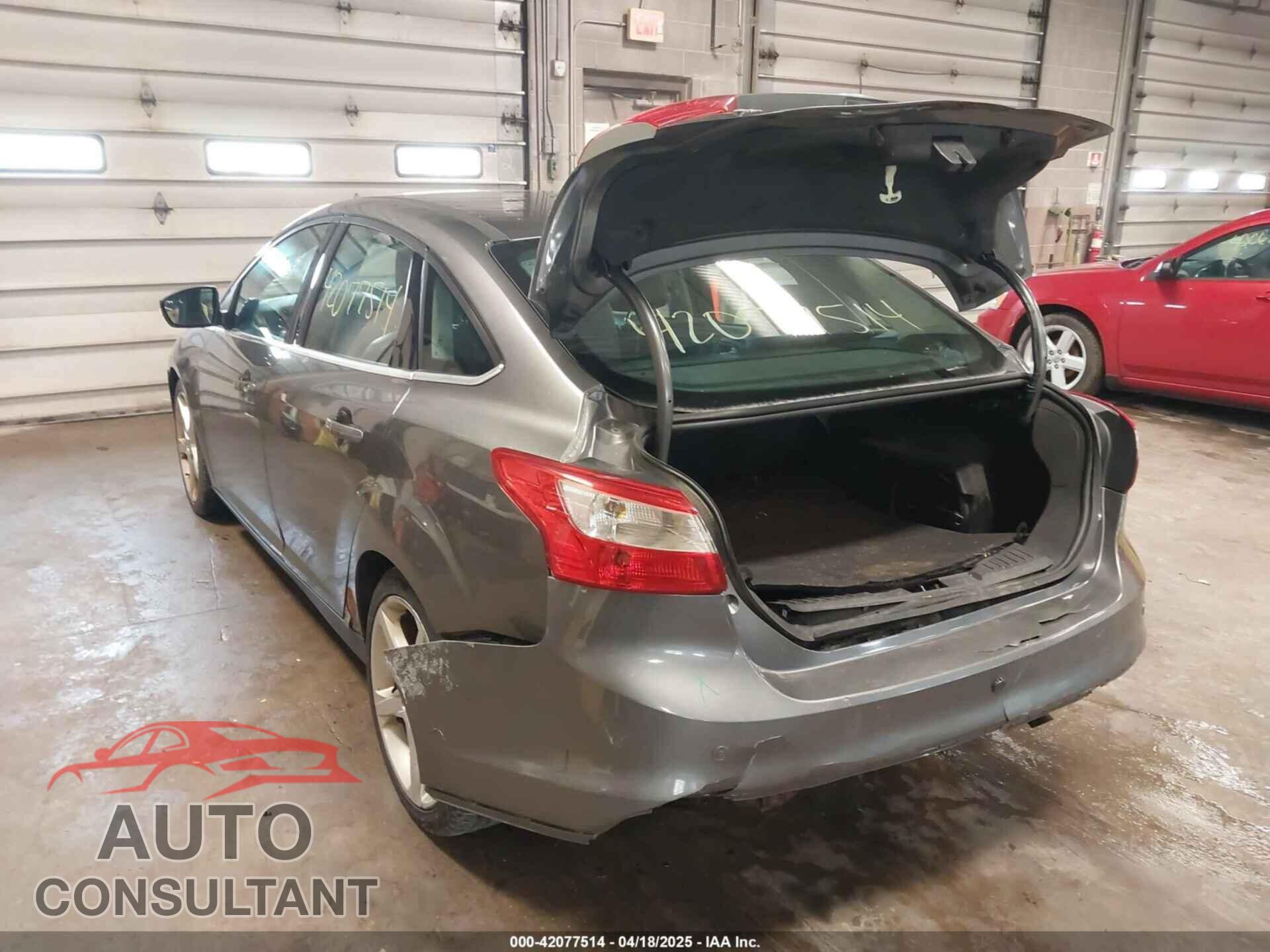 FORD FOCUS 2012 - 1FAHP3J20CL234745