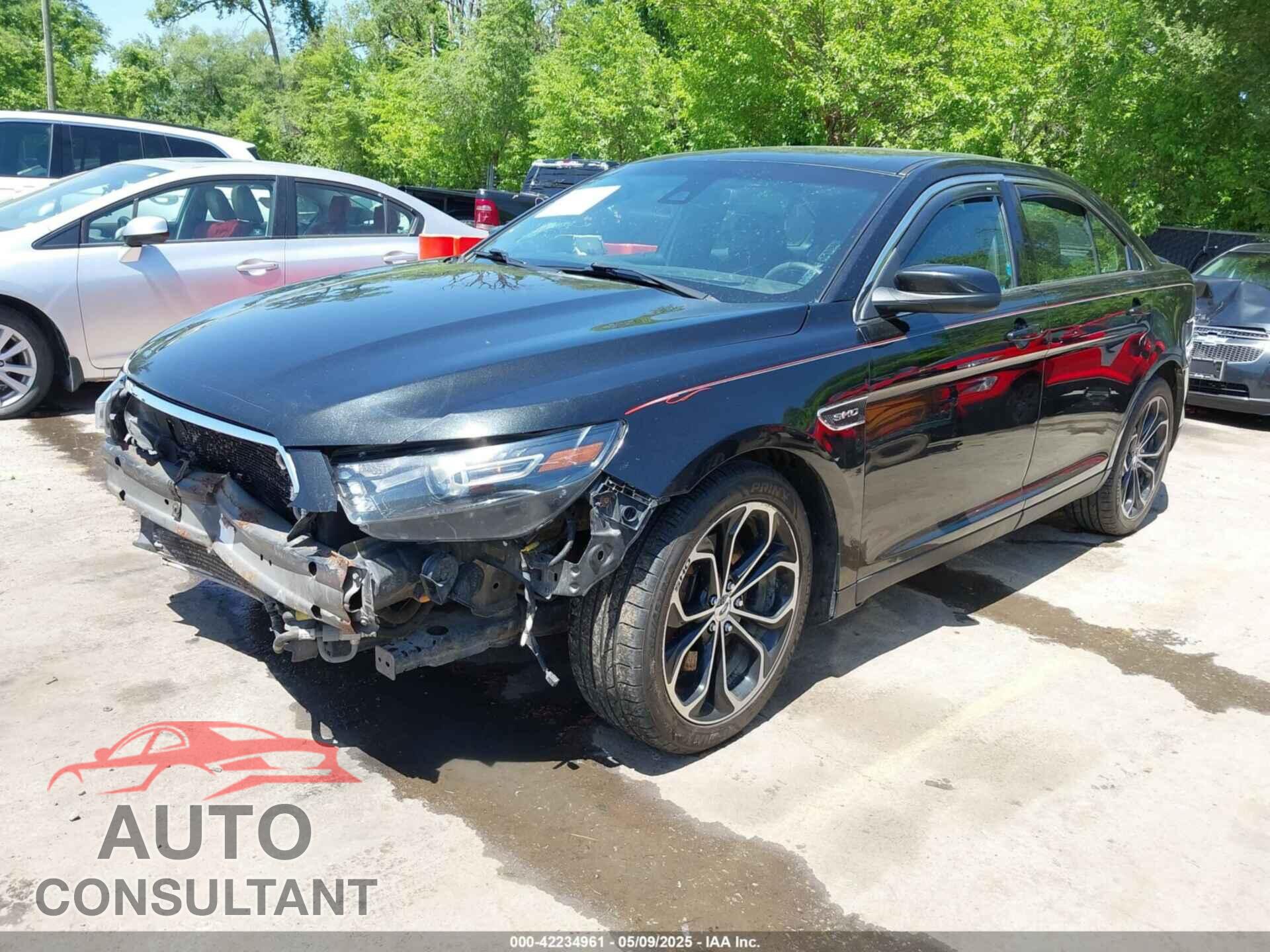 FORD TAURUS 2013 - 1FAHP2KT4DG118525