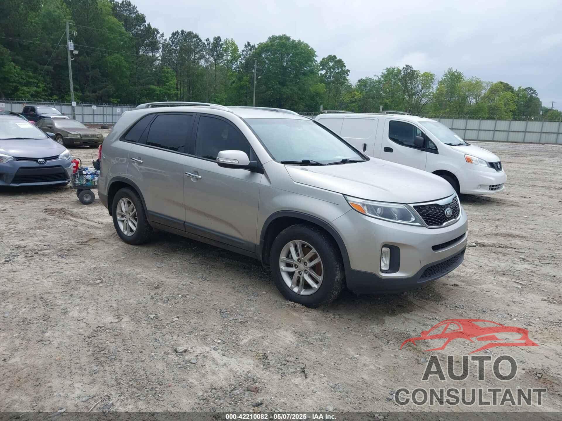 KIA SORENTO 2014 - 5XYKT4A66EG501048