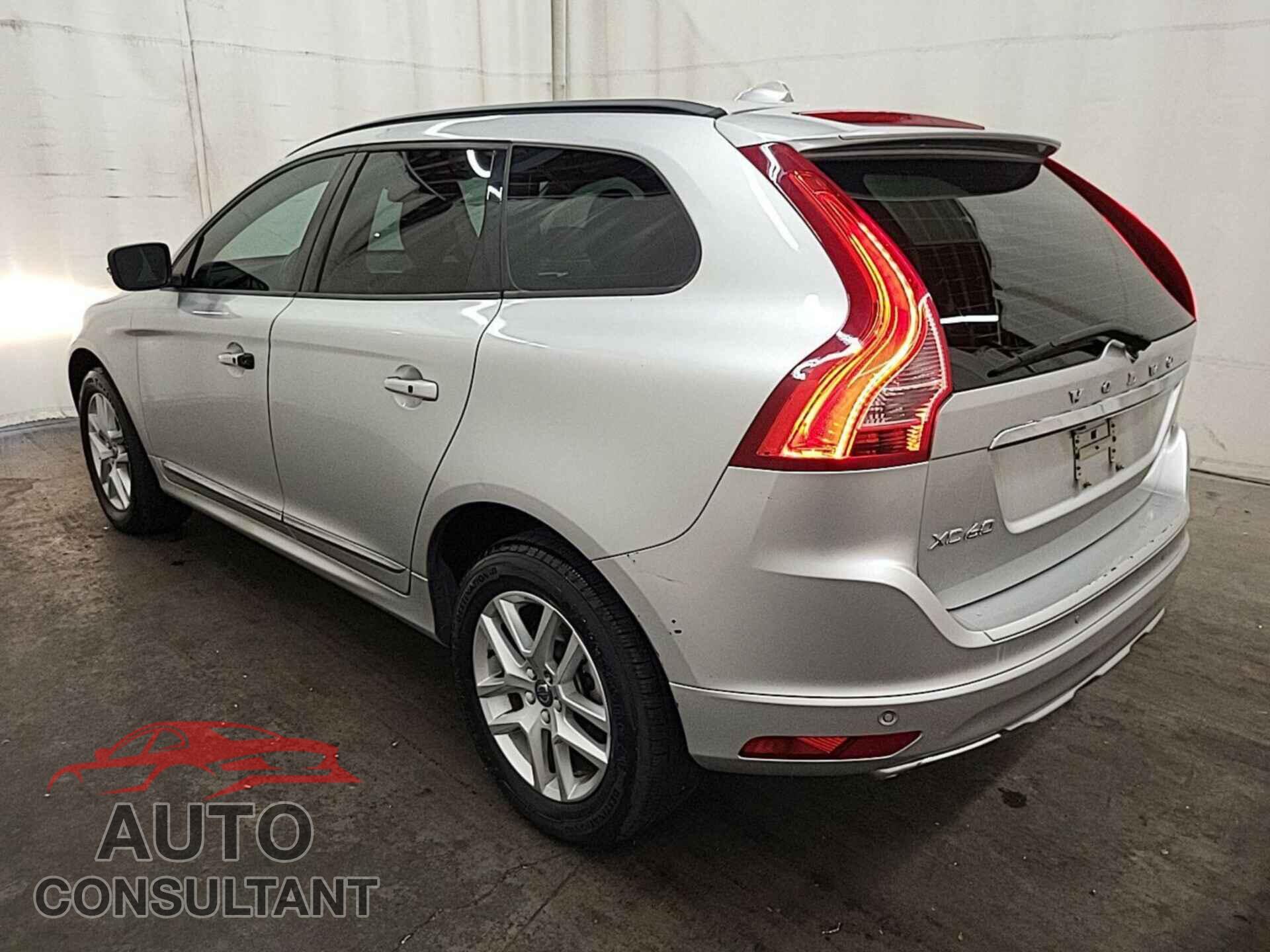 VOLVO XC60 2017 - YV440MDJXH2074535