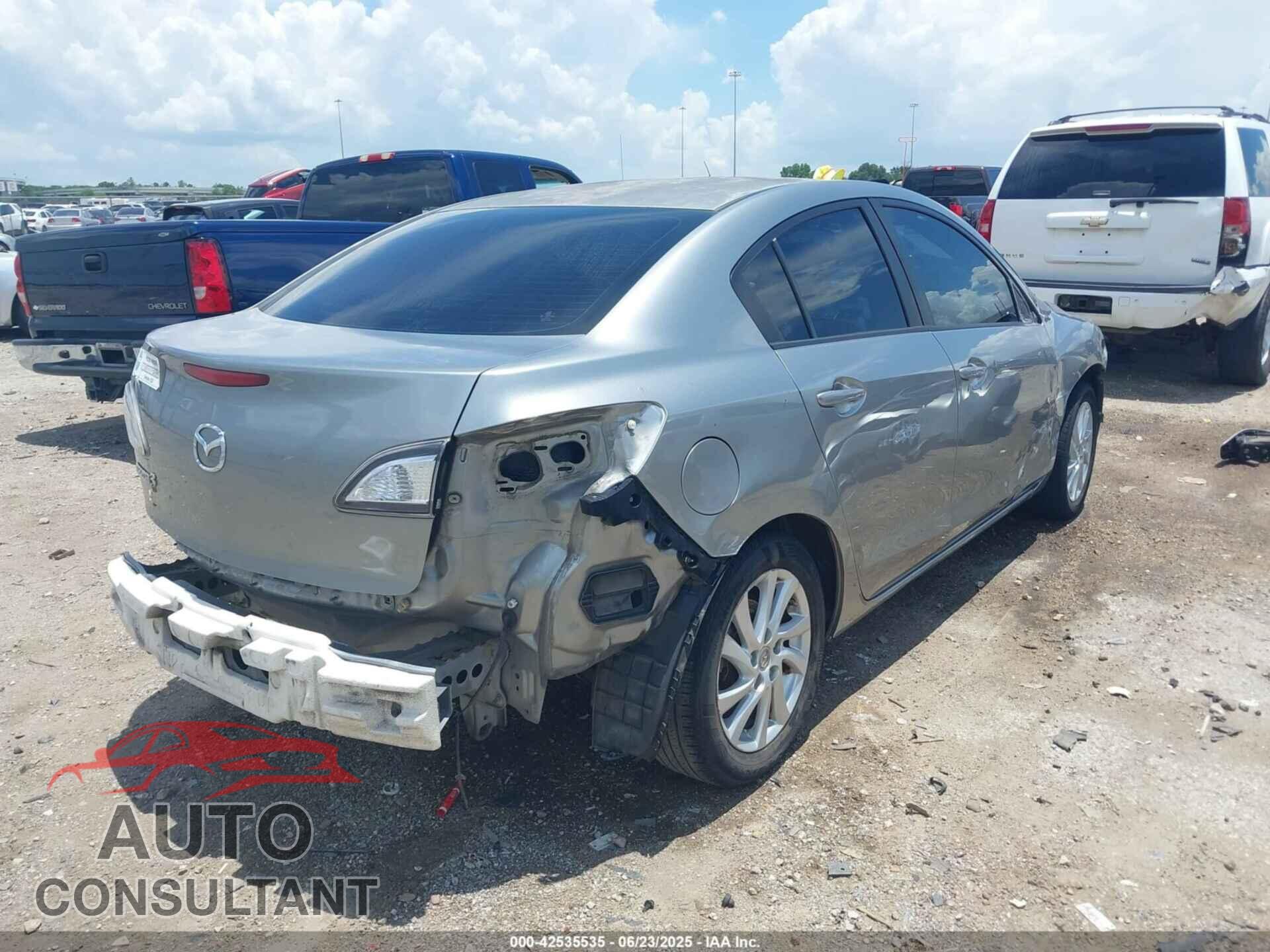 MAZDA MAZDA3 2012 - JM1BL1VF4C1500535