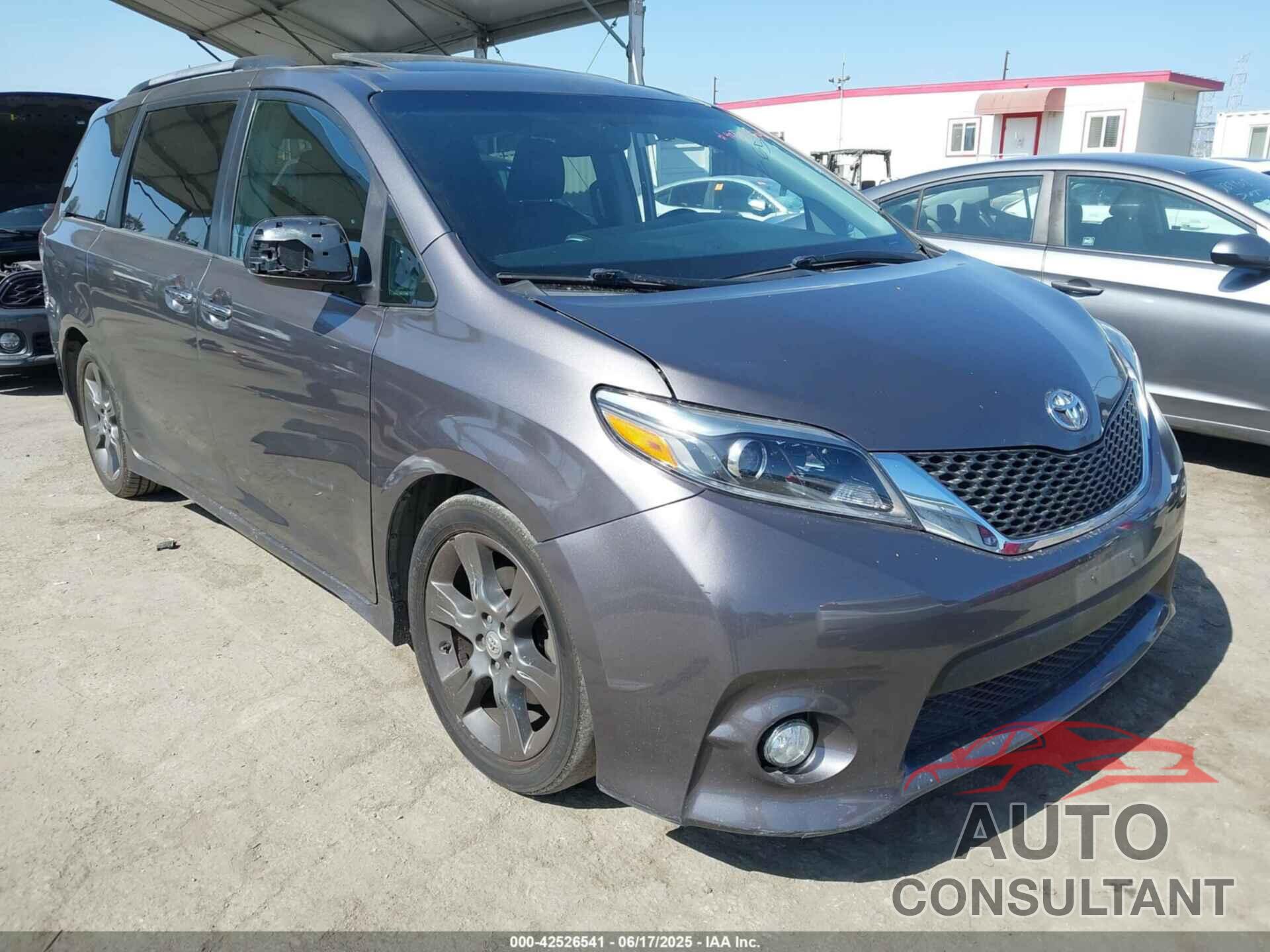TOYOTA SIENNA 2016 - 5TDXK3DC3GS727302