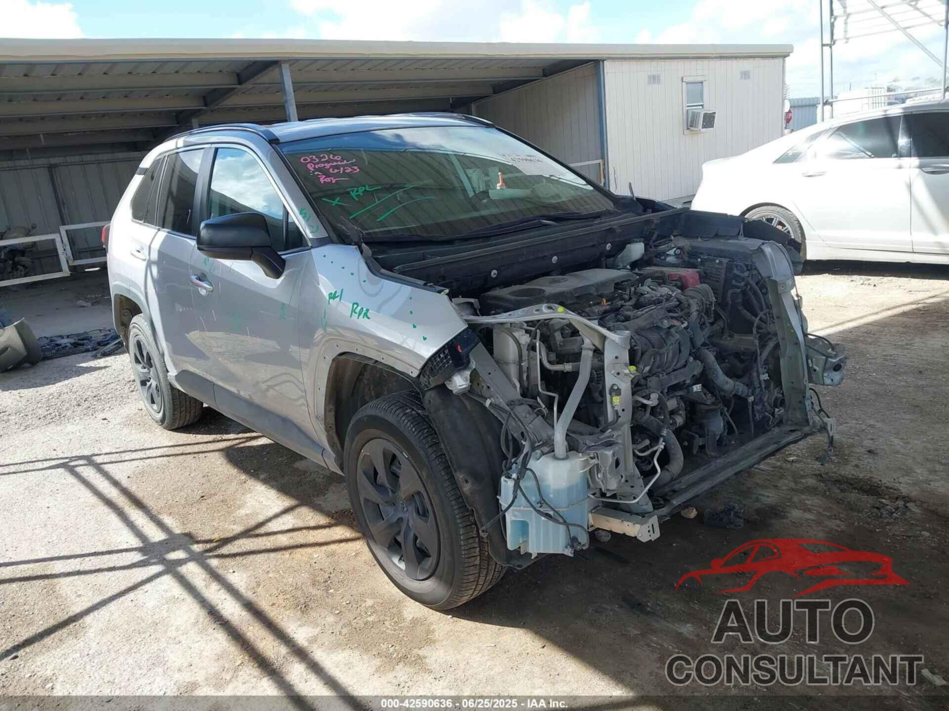 TOYOTA RAV4 2021 - 2T3F1RFV3MW196077