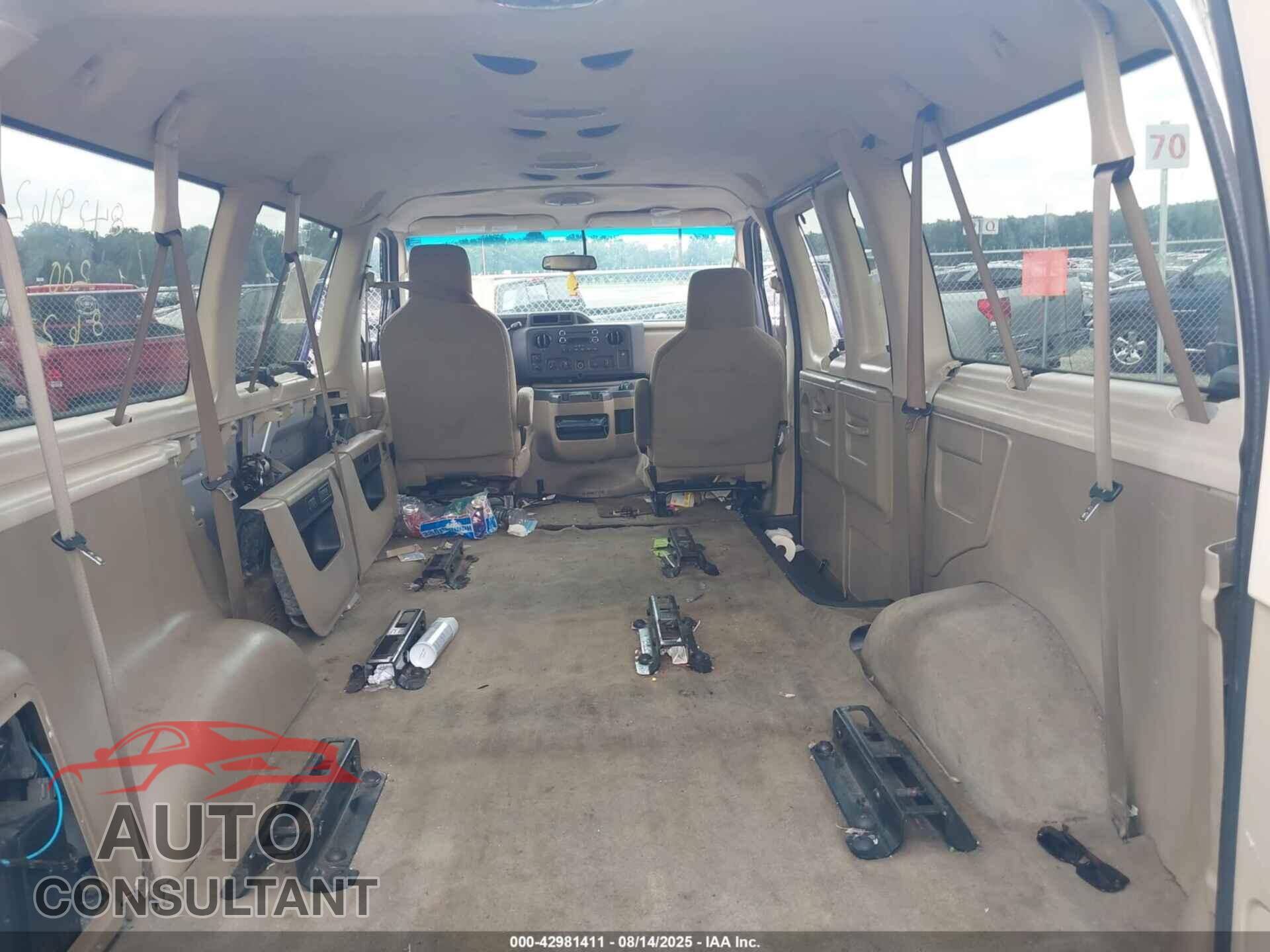 FORD E-350 SUPER DUTY 2013 - 1FBNE3BL0DDA61691