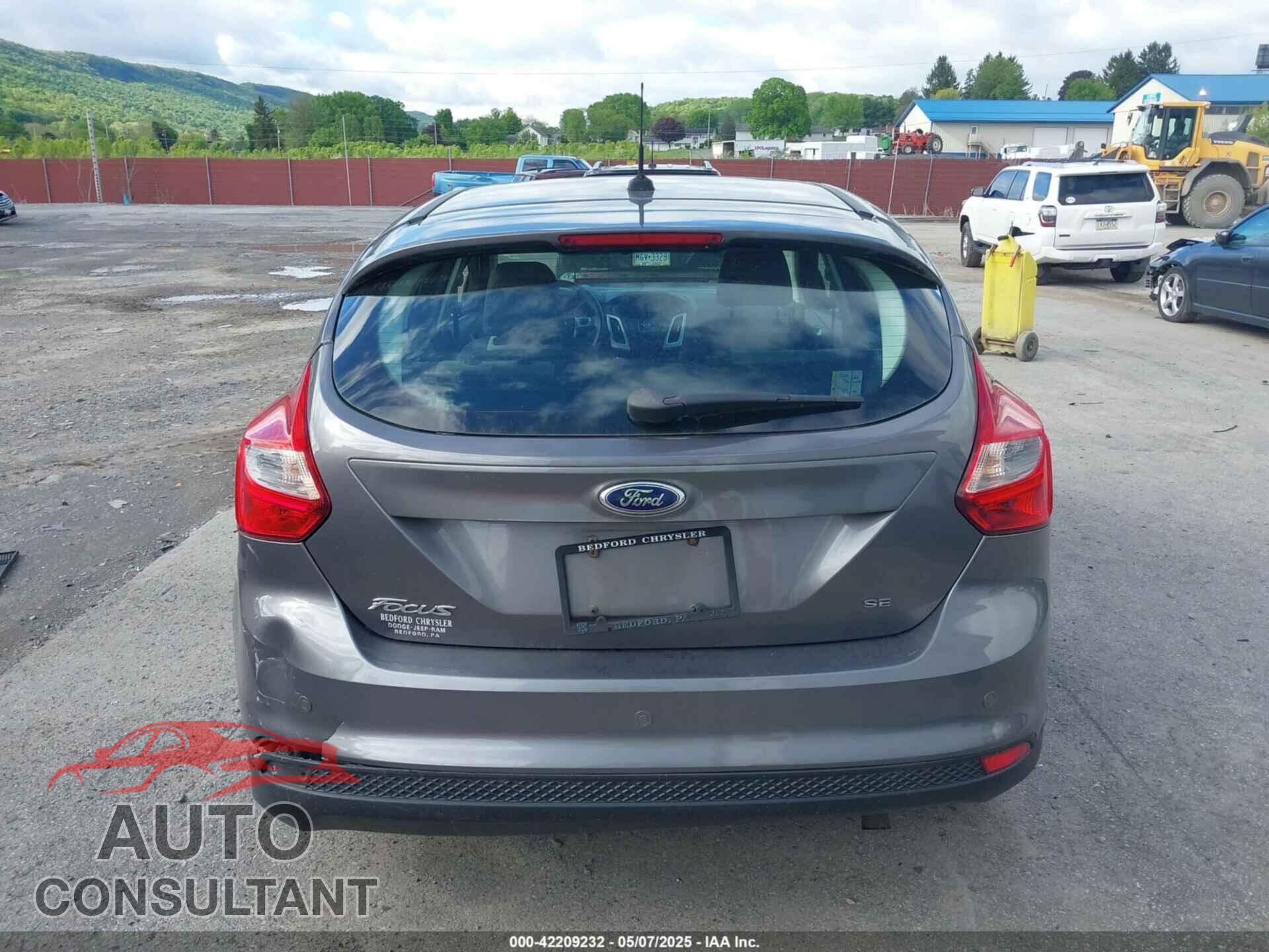 FORD FOCUS 2014 - 1FADP3K22EL319750
