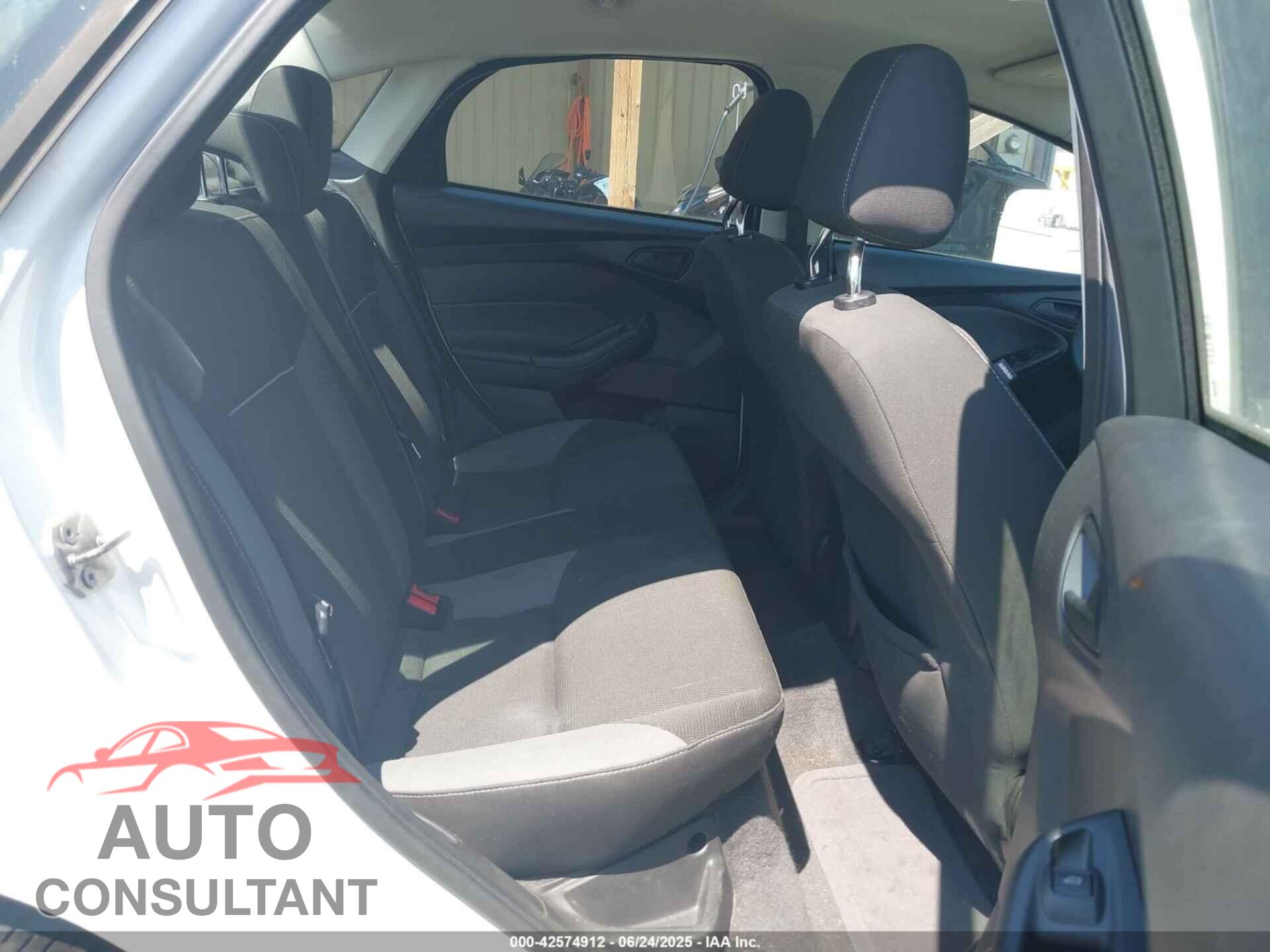 FORD FOCUS 2012 - 1FAHP3F26CL175855