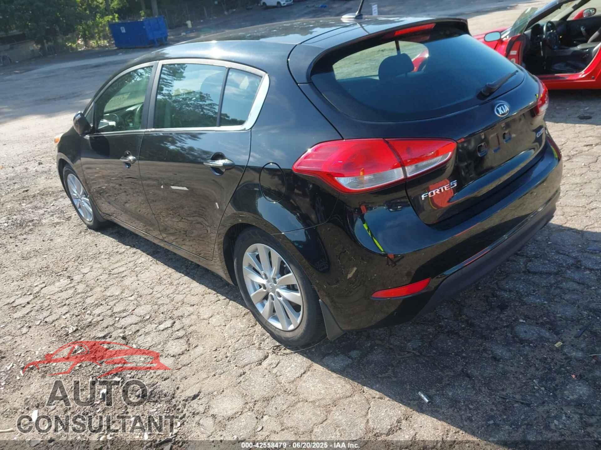 KIA FORTE 2015 - KNAFX5A81F5348440