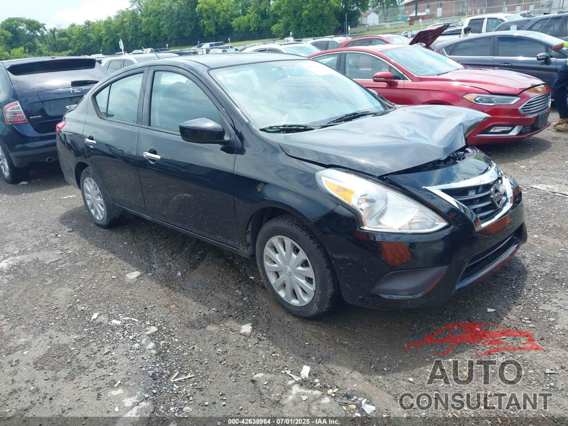 NISSAN VERSA 2018 - 3N1CN7AP6JL878476