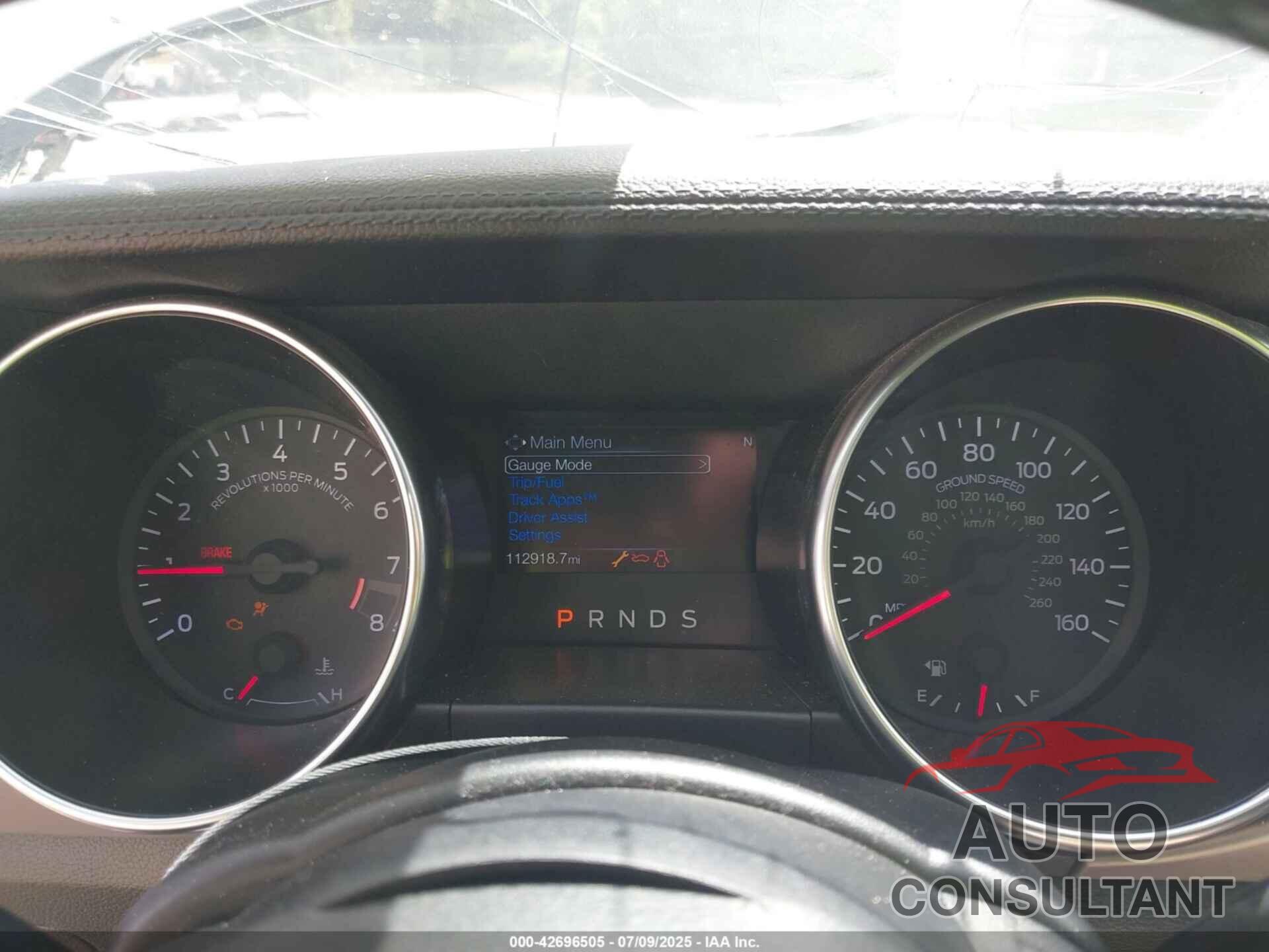 FORD MUSTANG 2019 - 1FA6P8CF0K5186381