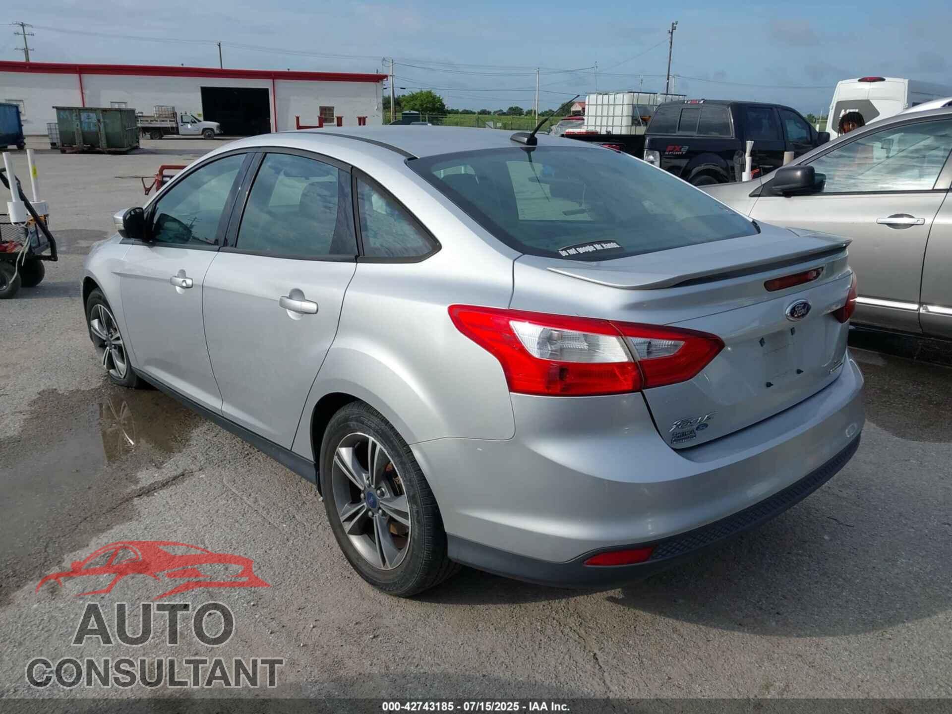 FORD FOCUS 2014 - 1FADP3F21EL463106