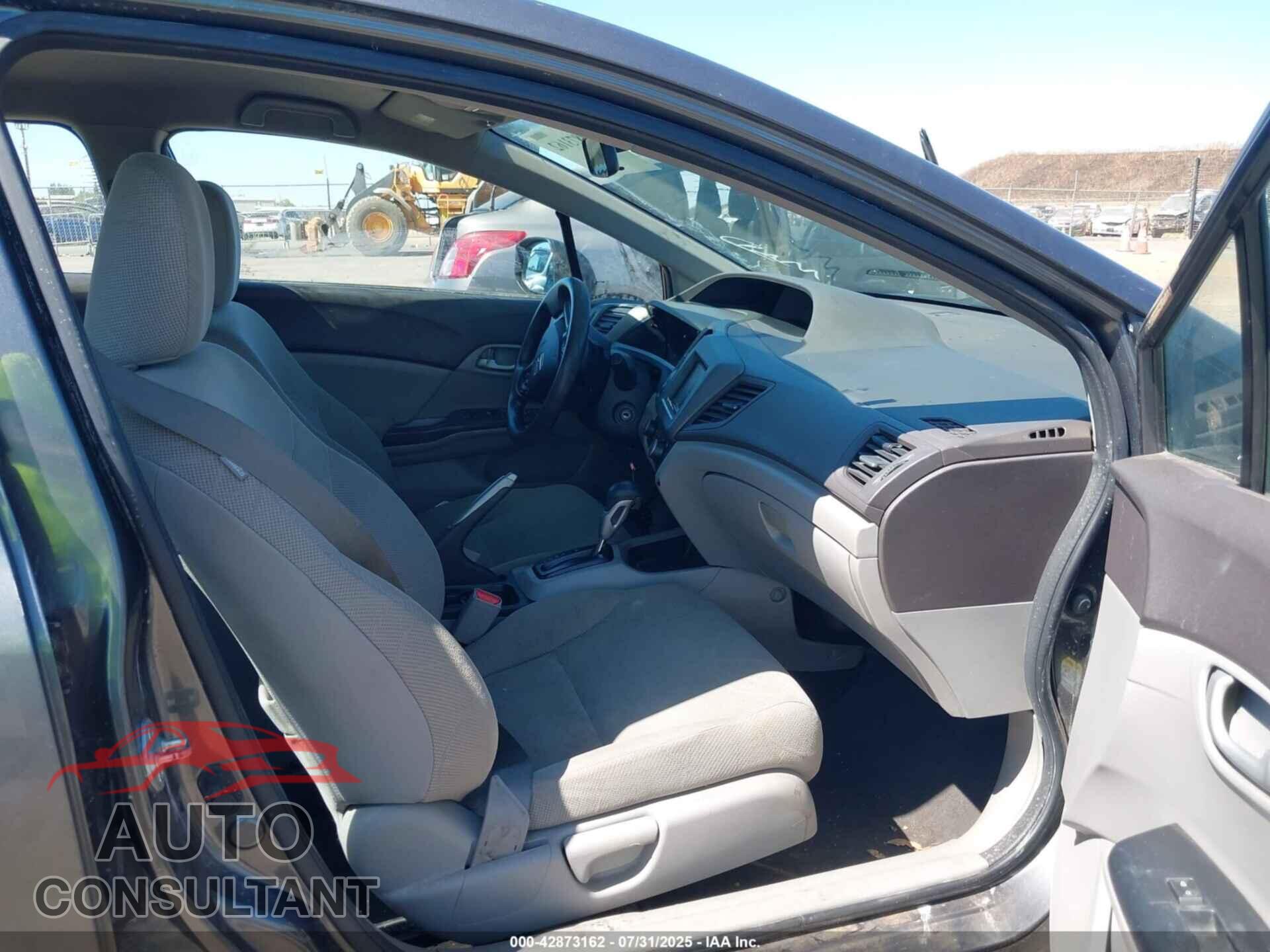 HONDA CIVIC 2012 - 2HGFB2F53CH501548