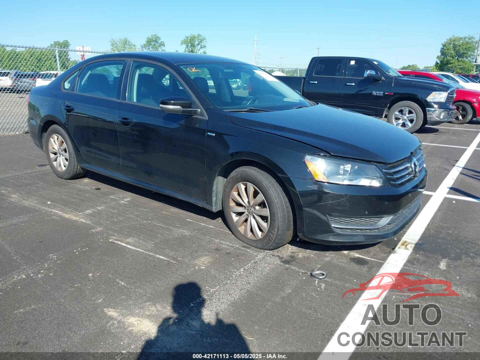 VOLKSWAGEN PASSAT 2014 - 1VWAT7A31EC072650