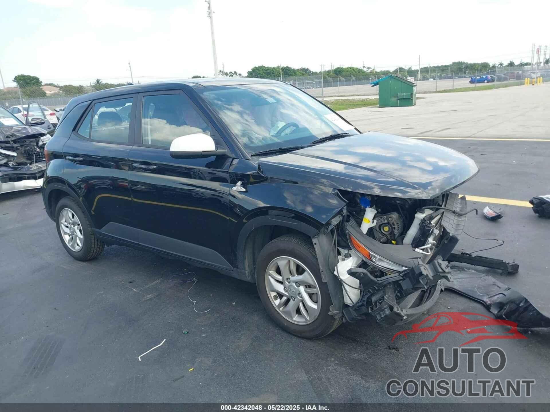 HYUNDAI VENUE 2022 - KMHRB8A38NU147767